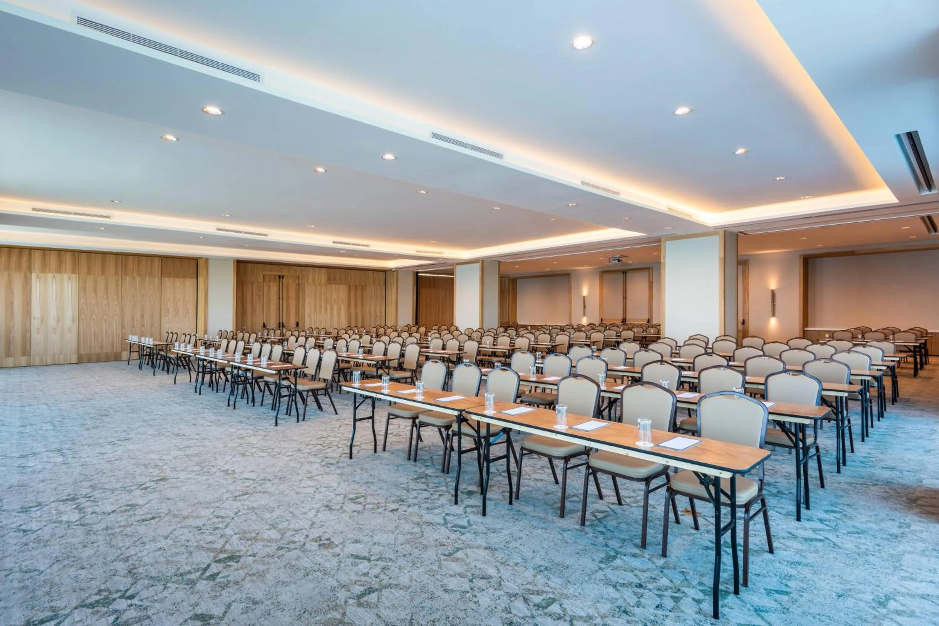 Meeting/conference room in Santa Marta Marriott Resort Playa Dormida