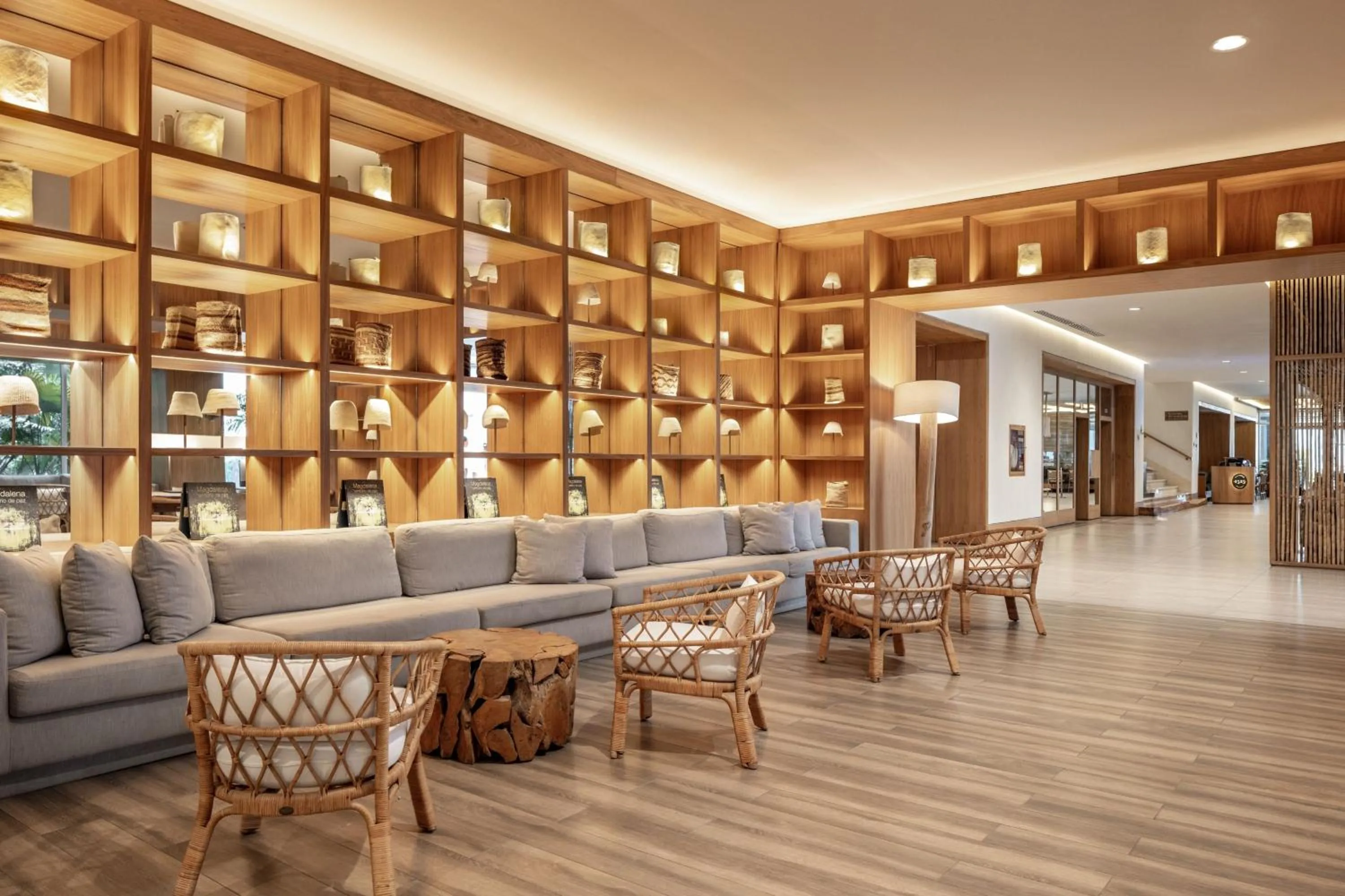Lounge or bar in Santa Marta Marriott Resort Playa Dormida