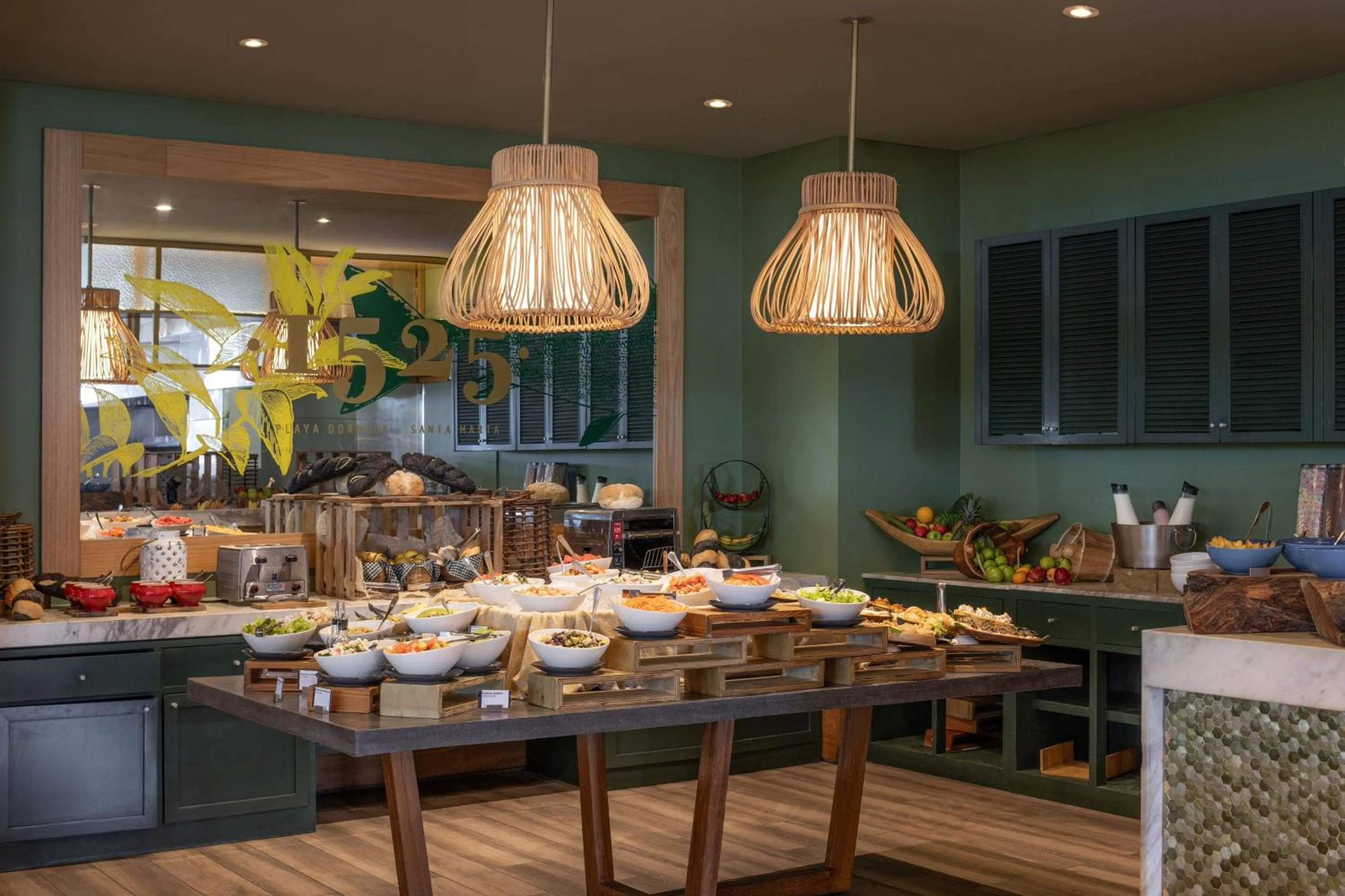 Restaurant/places to eat in Santa Marta Marriott Resort Playa Dormida