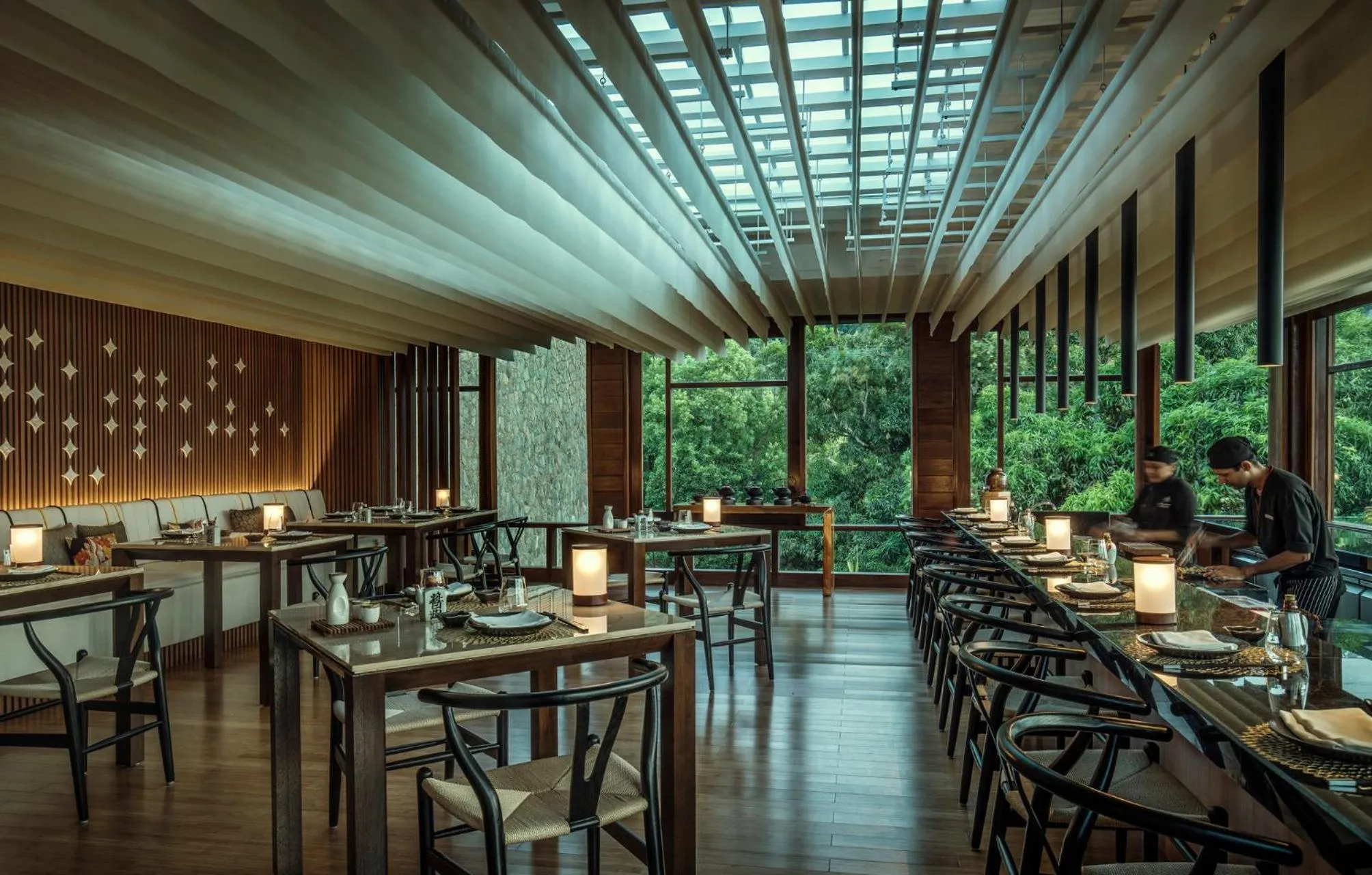 Restaurant/places to eat in Four Seasons Resort Seychelles