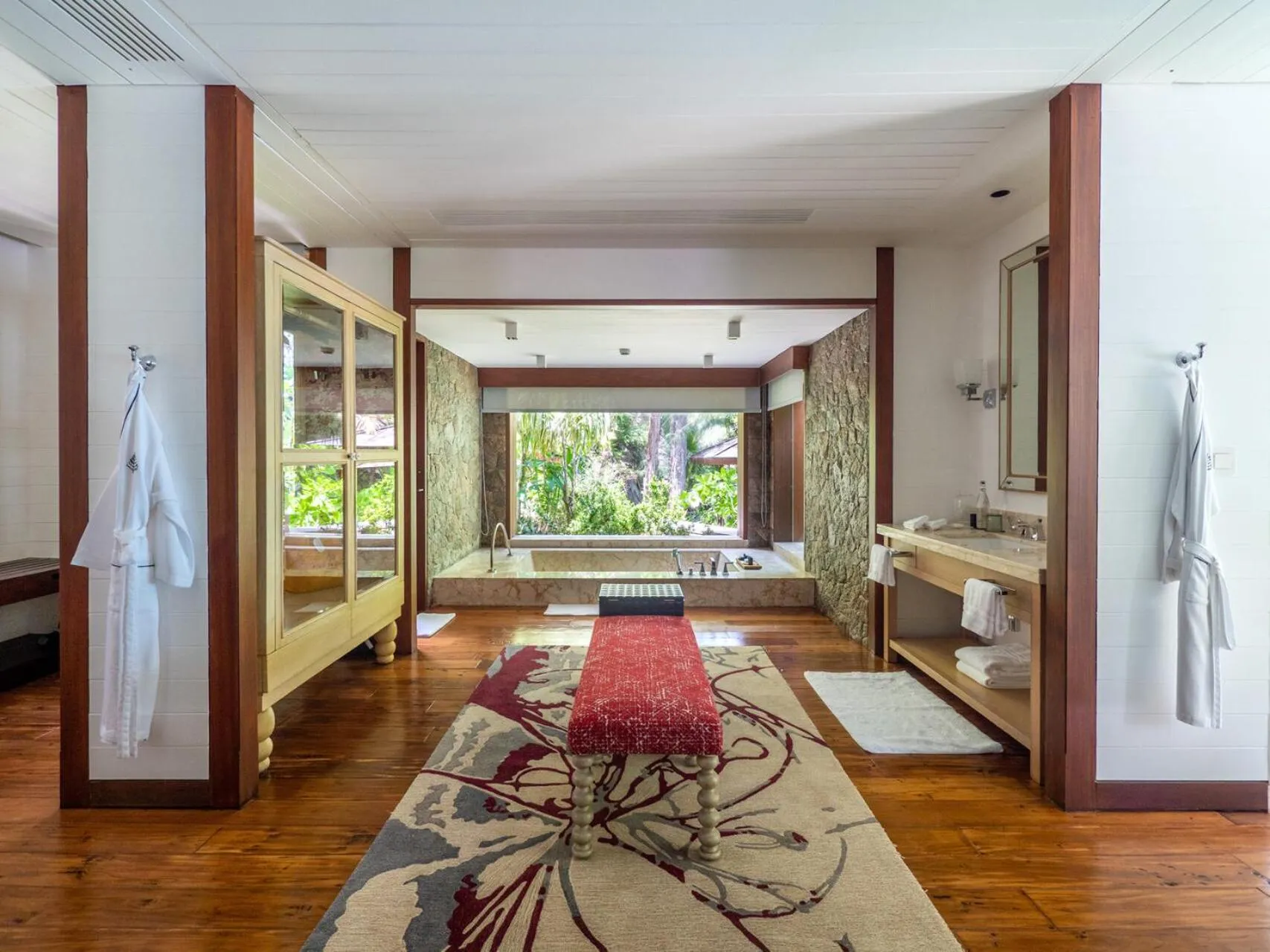 Bathroom, Bed in Four Seasons Resort Seychelles