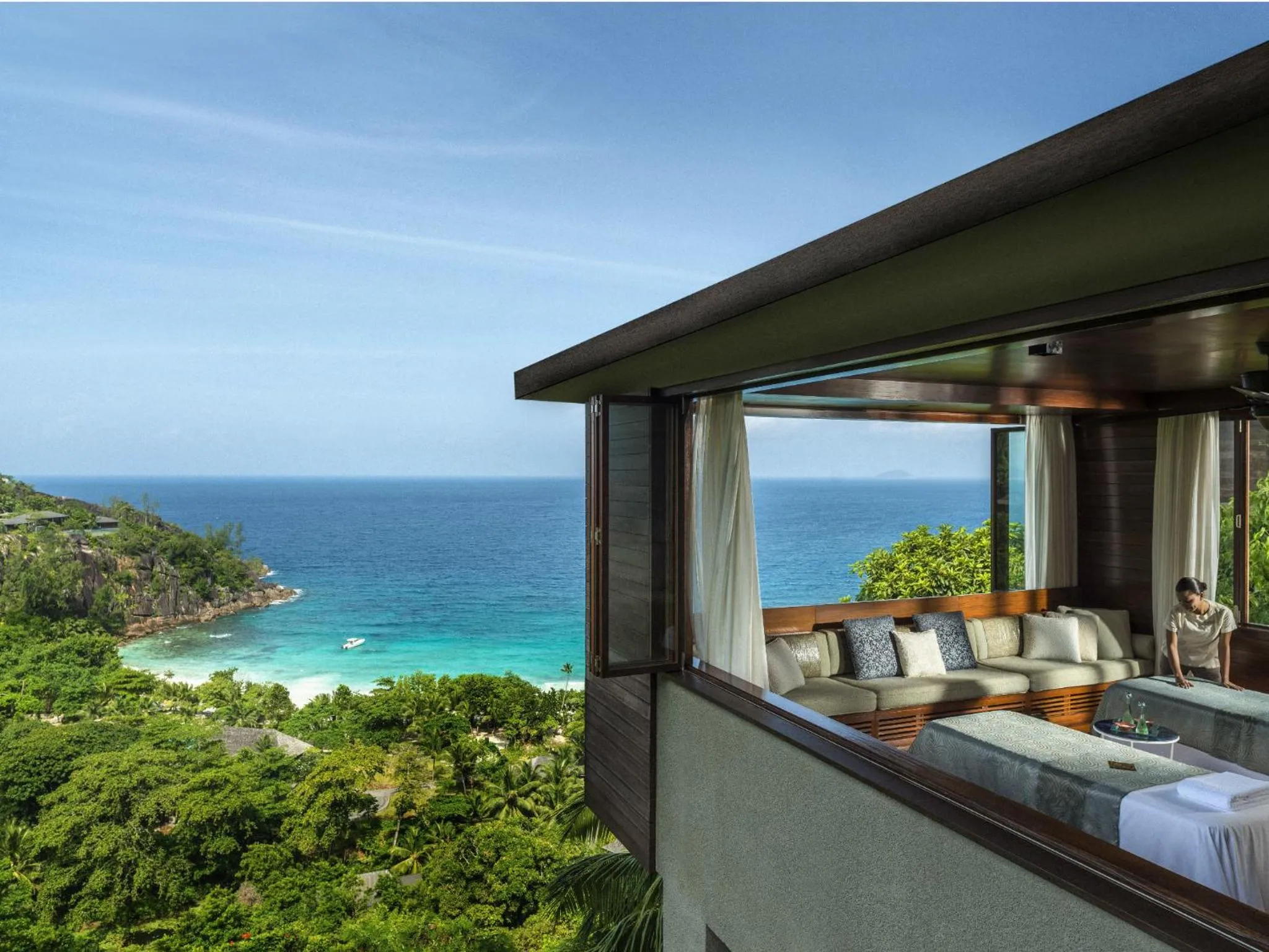 Massage in Four Seasons Resort Seychelles