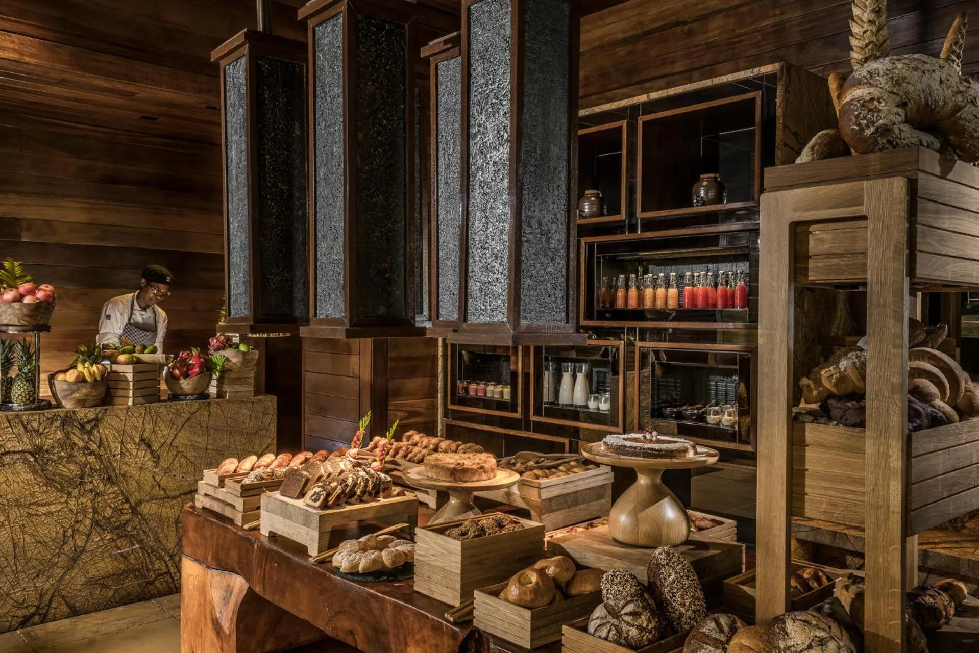 Restaurant/places to eat in Four Seasons Resort Seychelles