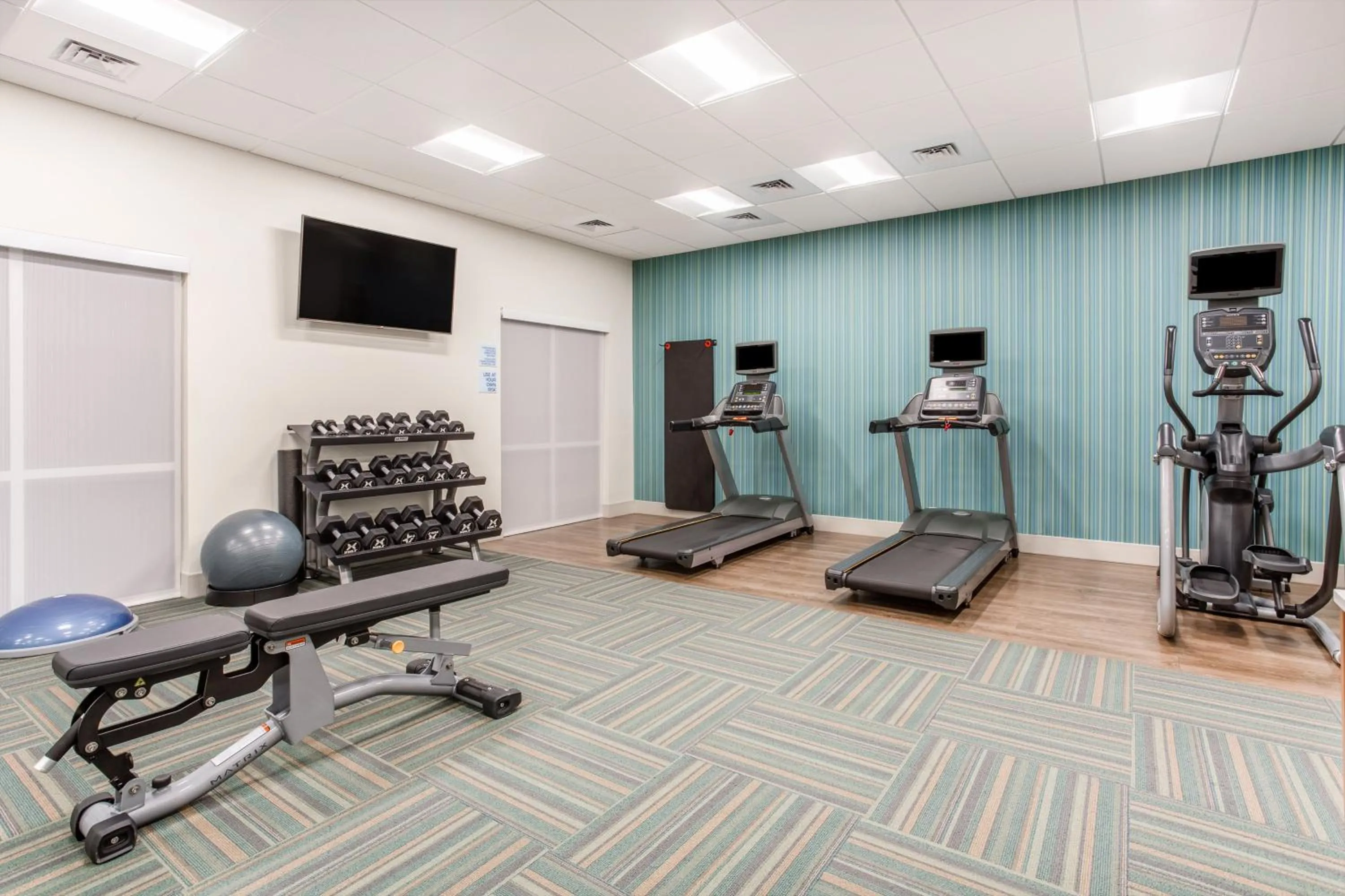 Spa and wellness centre/facilities in Holiday Inn Express & Suites - Ottawa by IHG