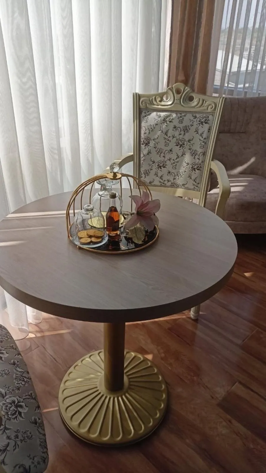 Food and drinks in Nork Boutique Hotel