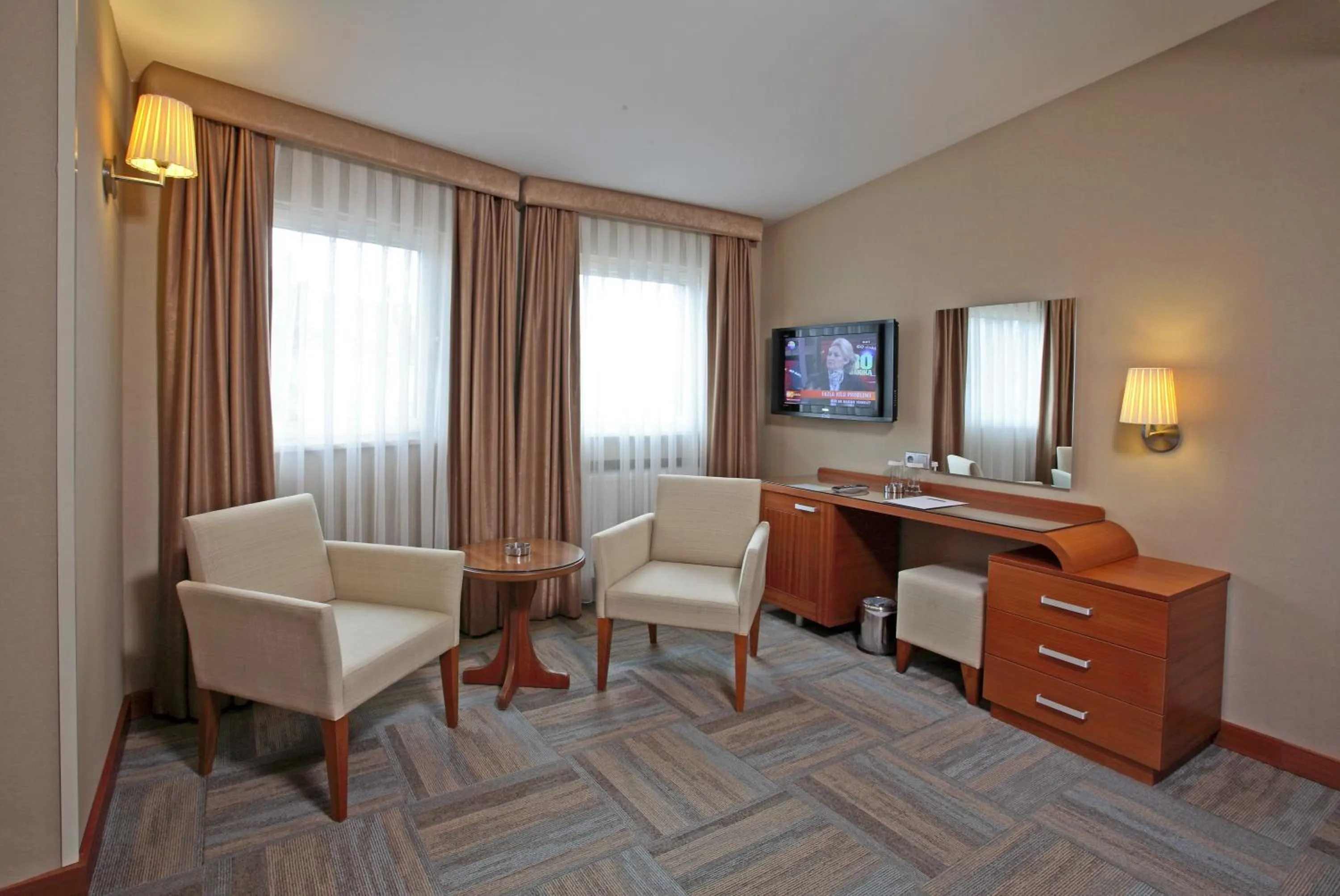 TV and multimedia, TV/Entertainment Center in Hotel Polatdemir