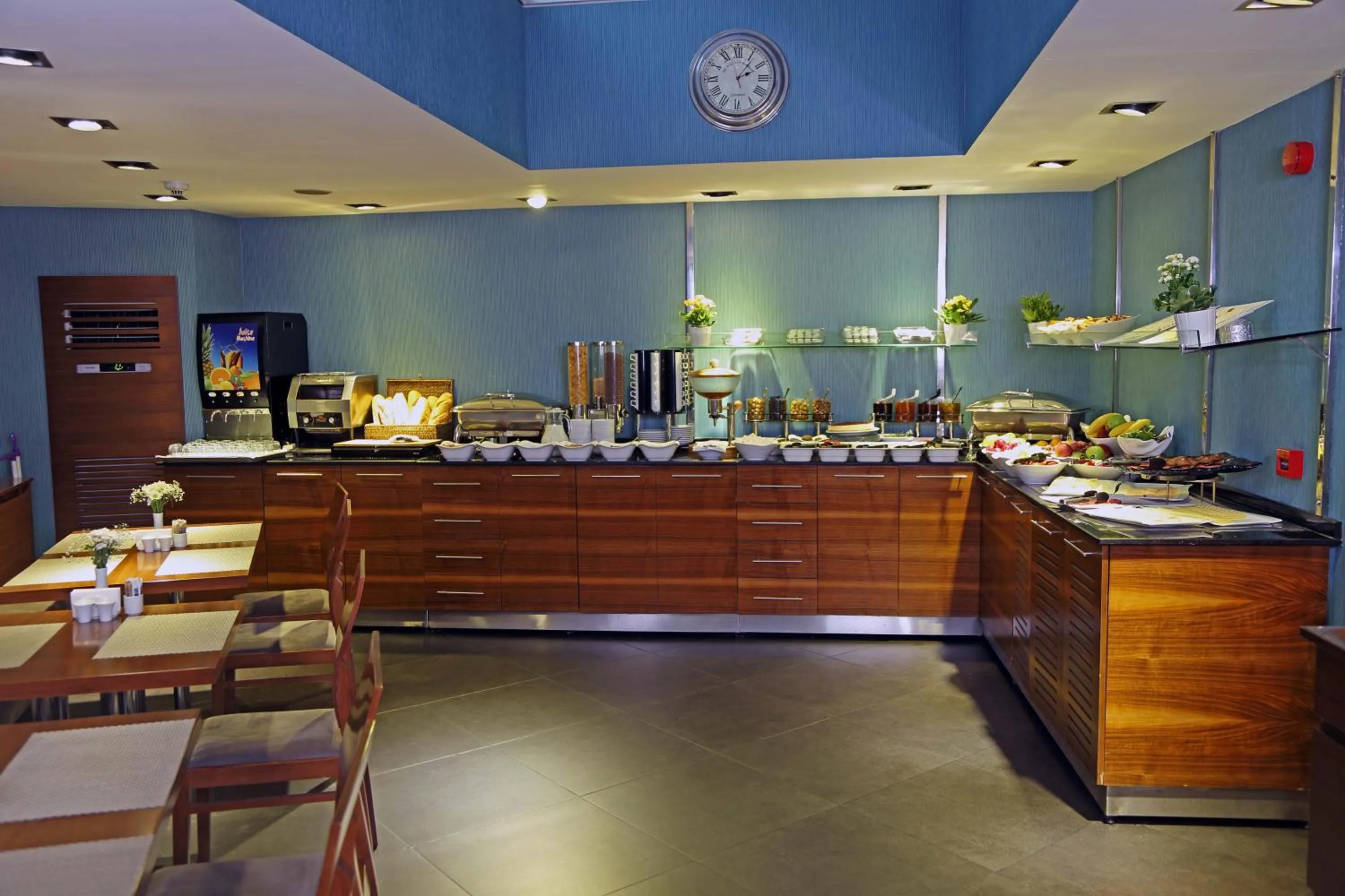 Restaurant/Places to Eat in Hotel Polatdemir