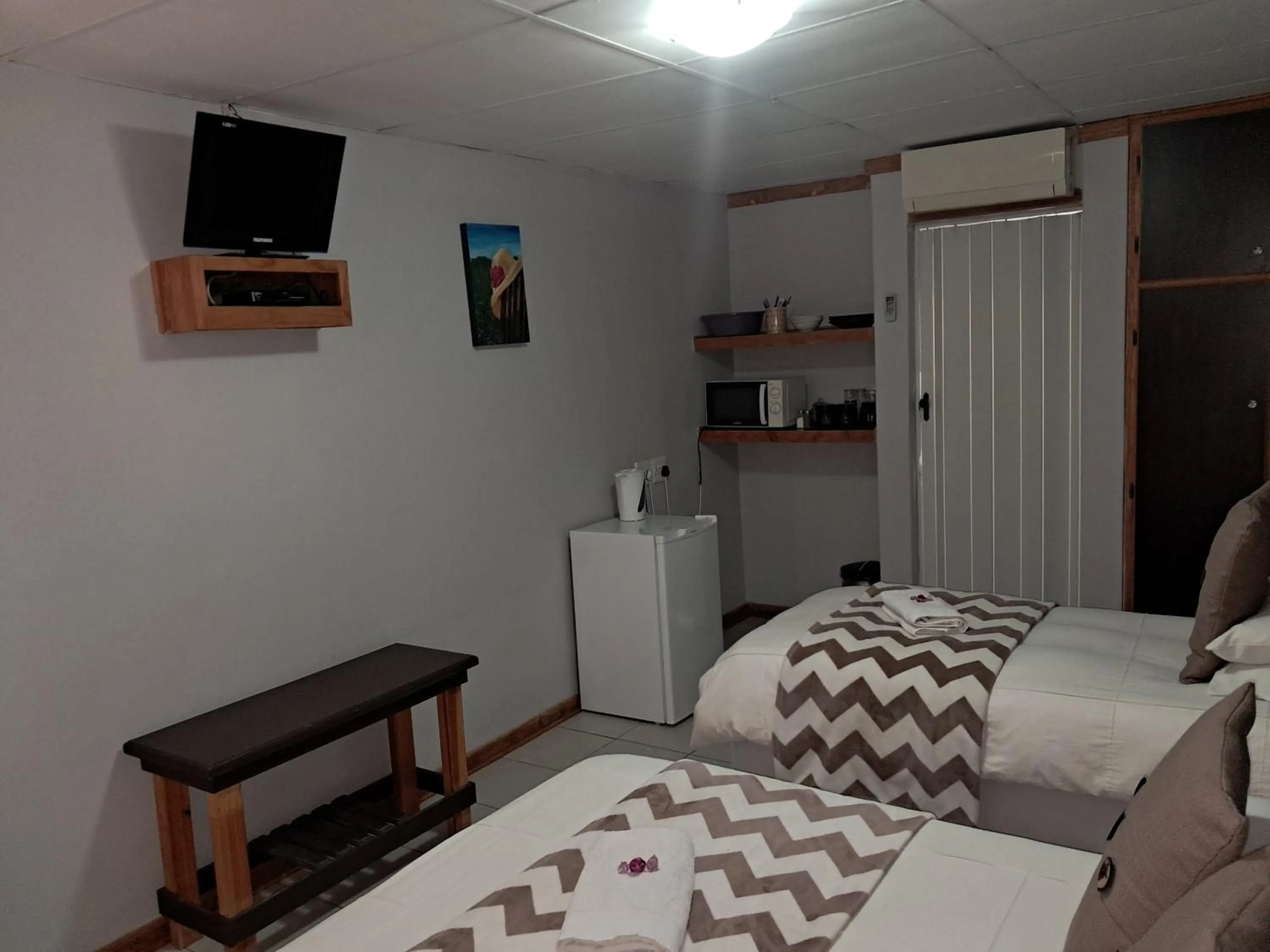 Bed in Hopetown Guesthouse