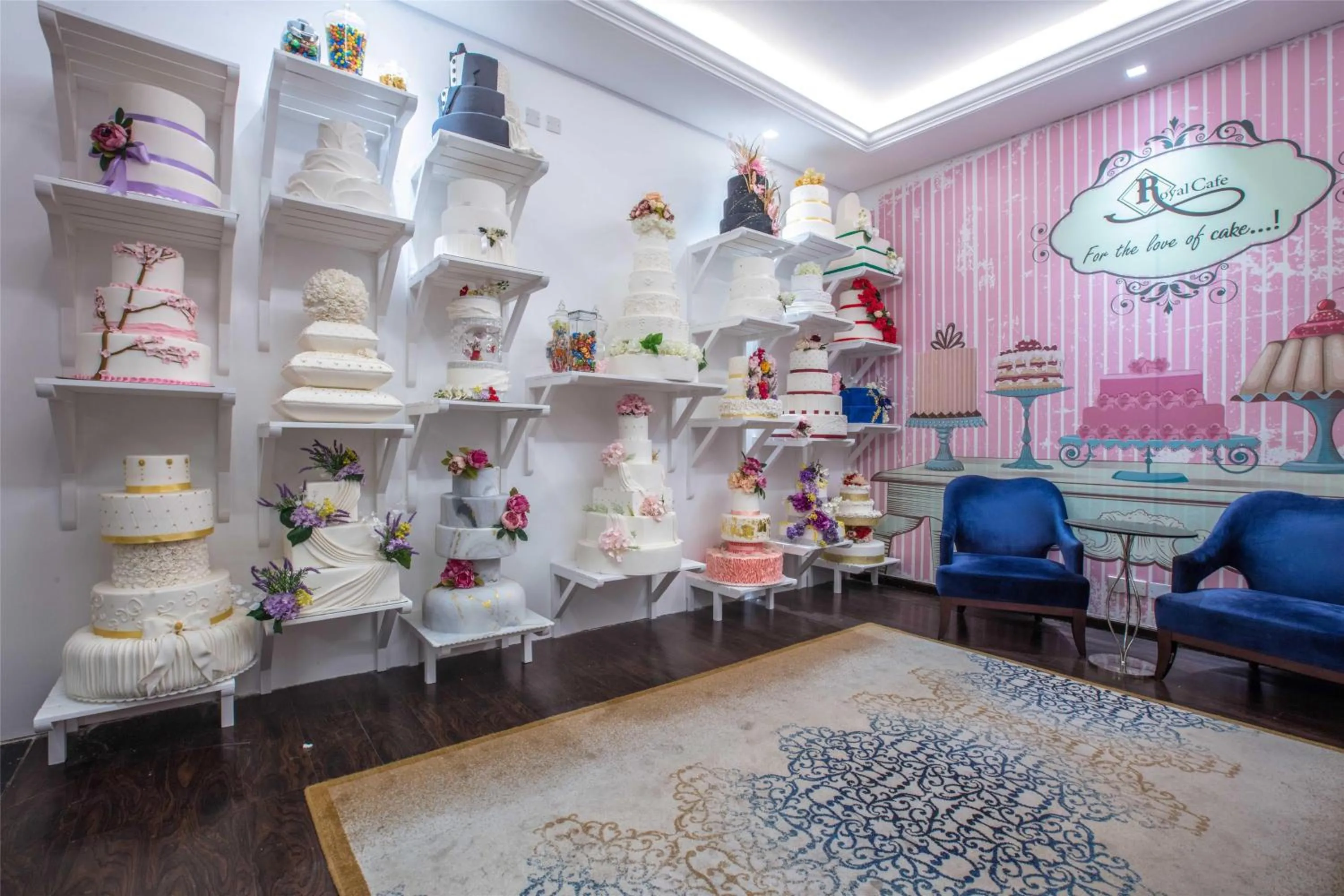 On-site shops in The Diplomat Radisson Blu Hotel Residence & Spa