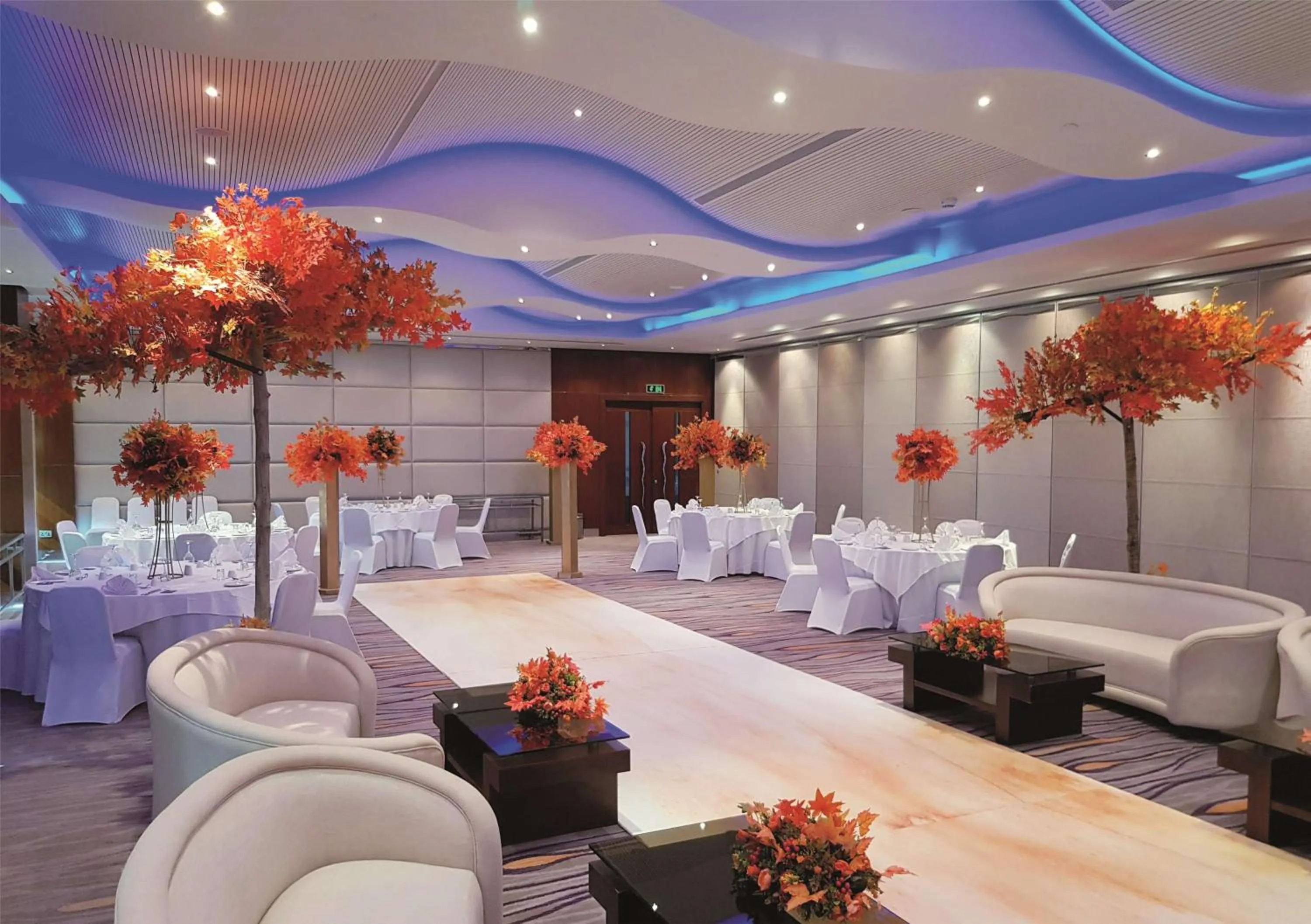 wedding in The Diplomat Radisson Blu Hotel Residence & Spa