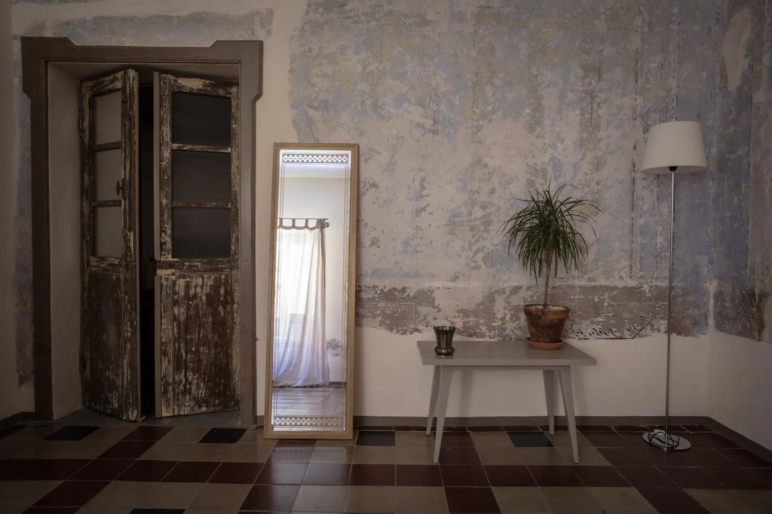 Decorative detail in Piazza San Pantaleo