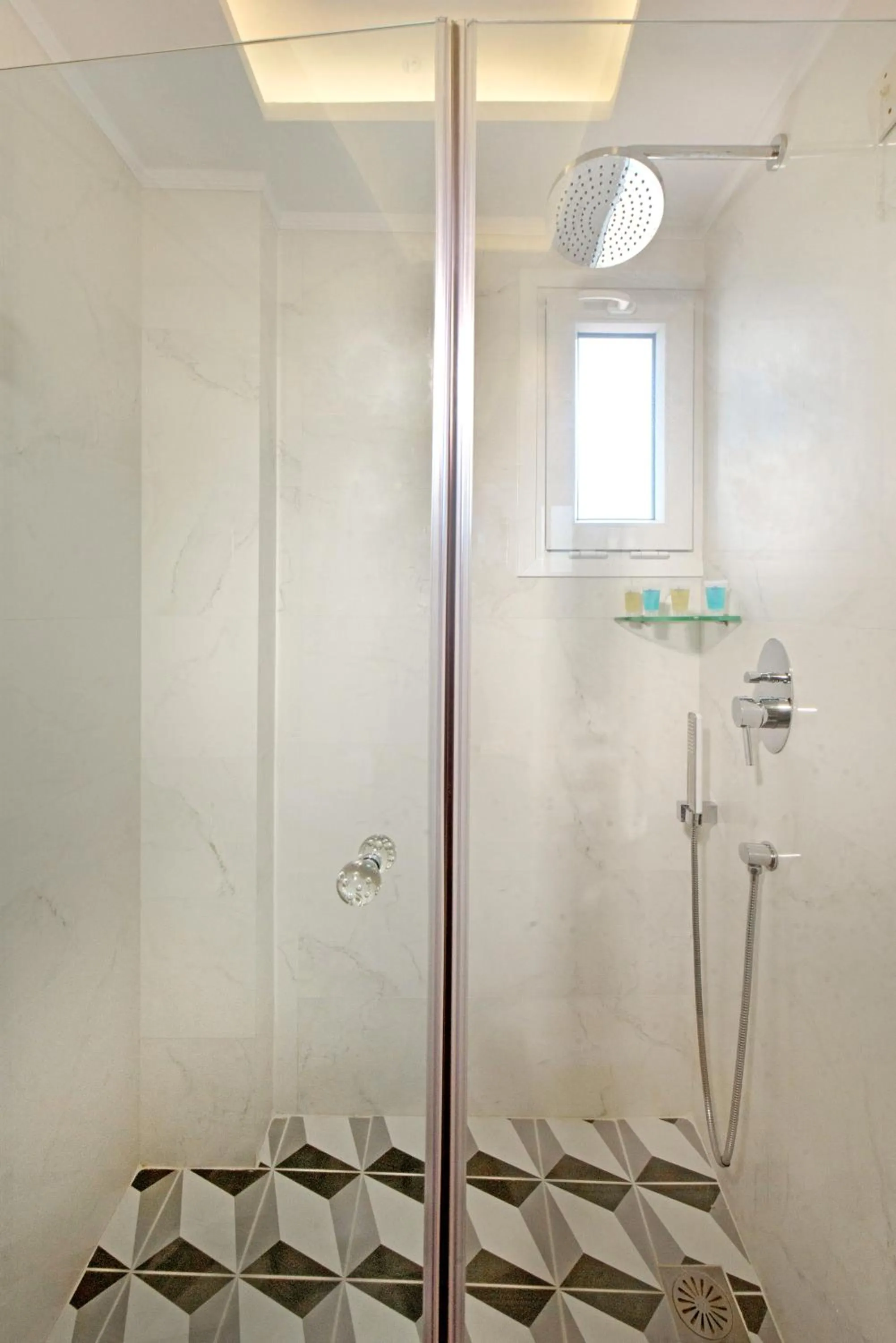 Shower in Pyrgos Hotel