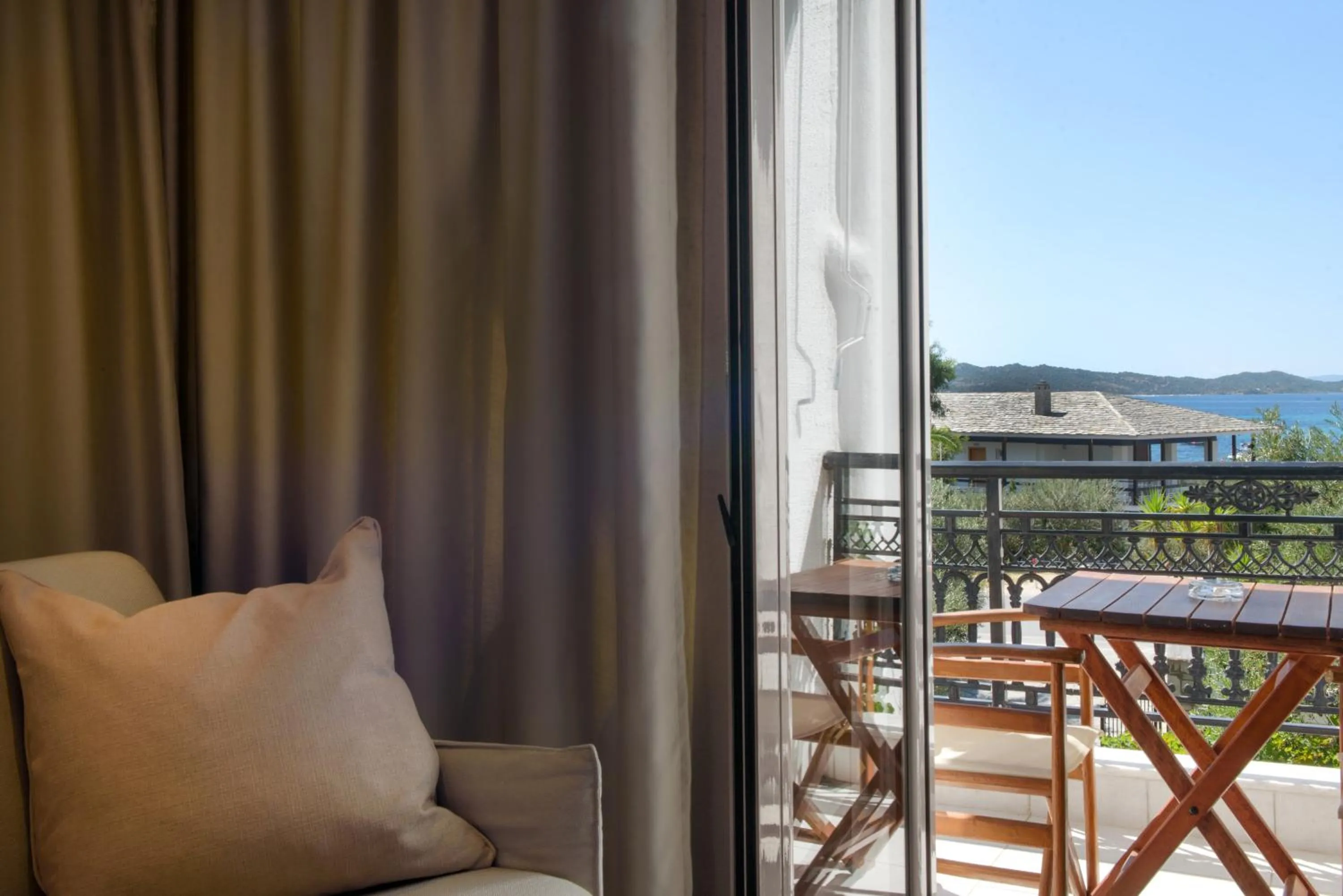 Sea view in Pyrgos Hotel