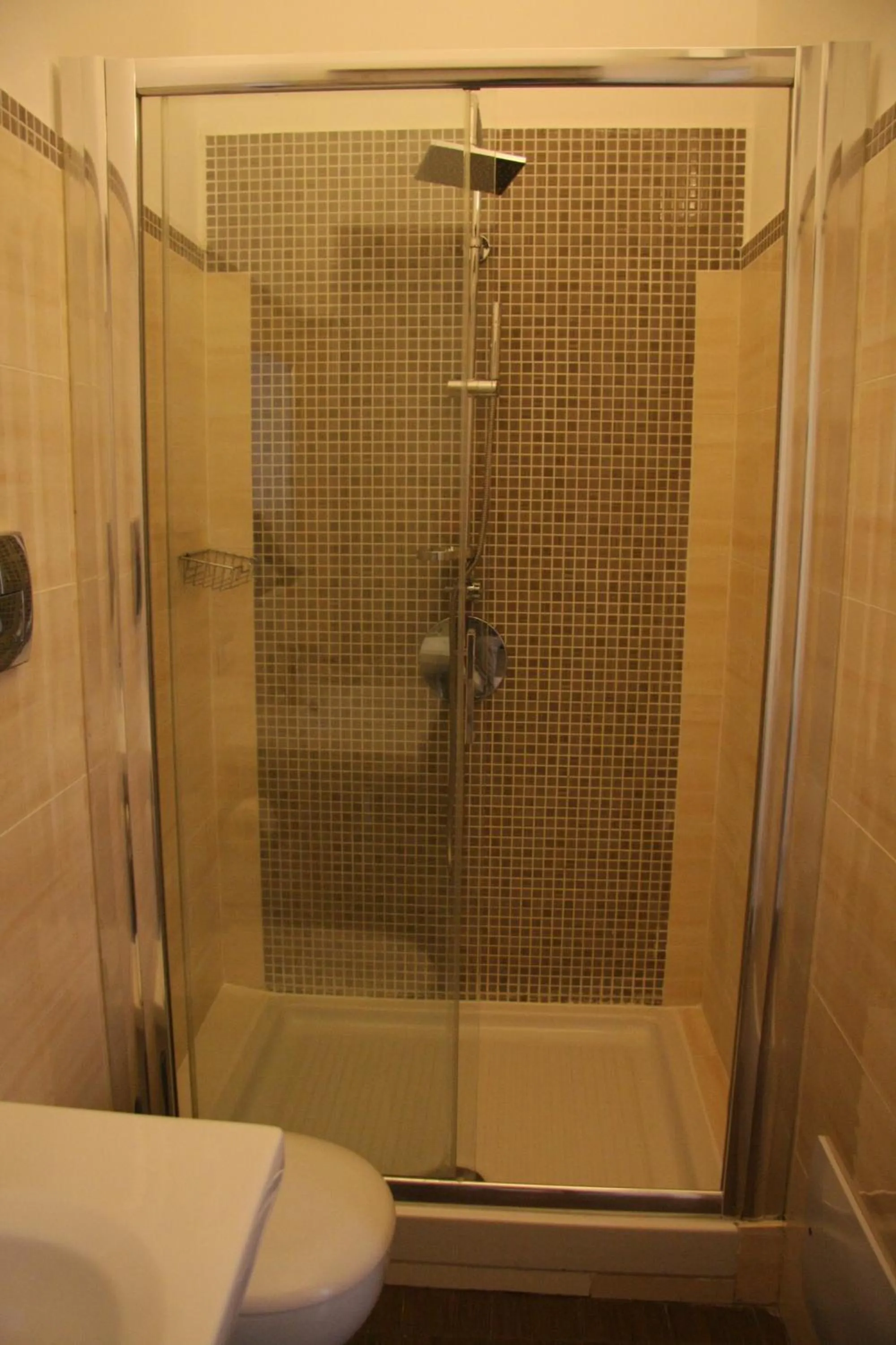 Shower in Palazzo della Poesia Casa Vacanze
