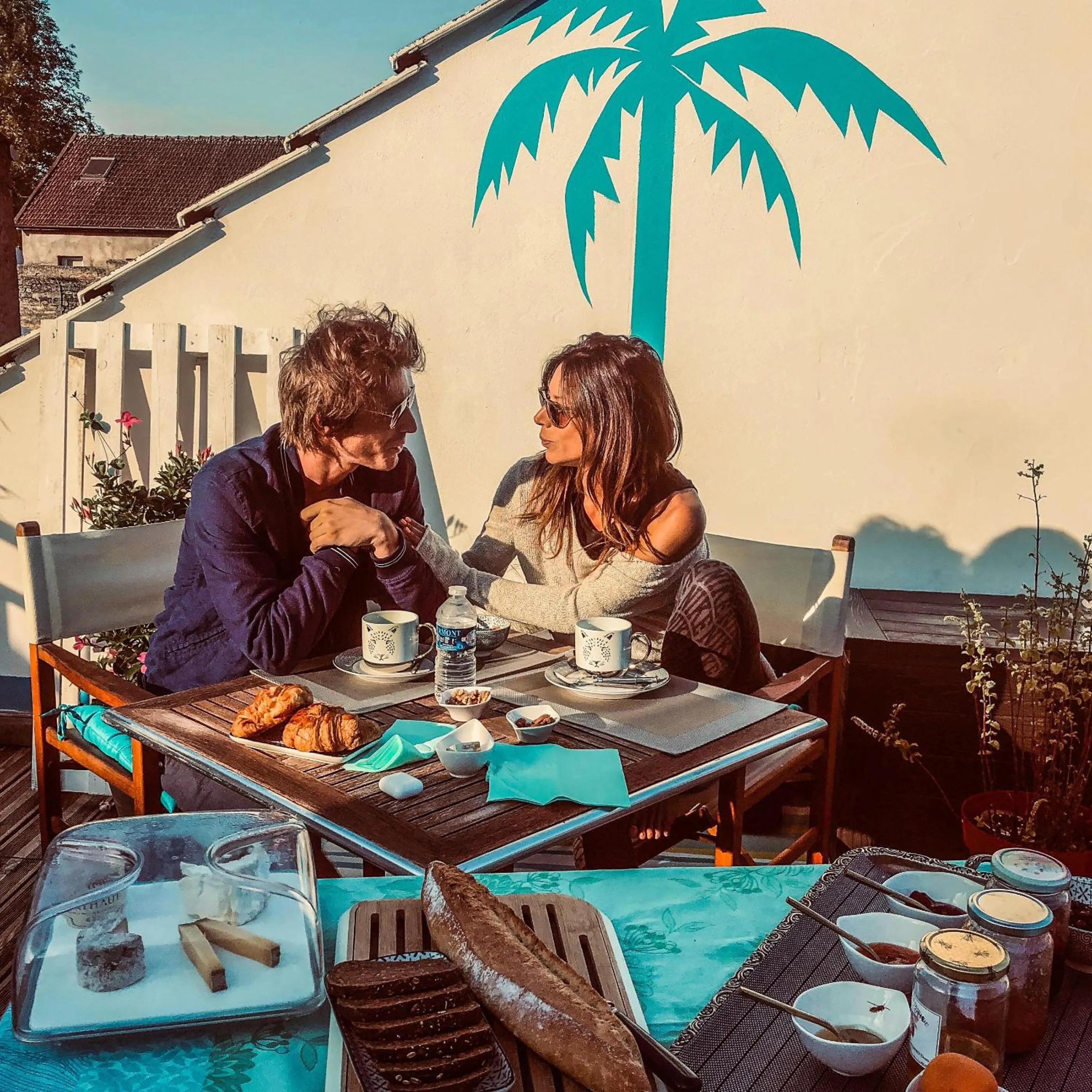 People in La Dormance