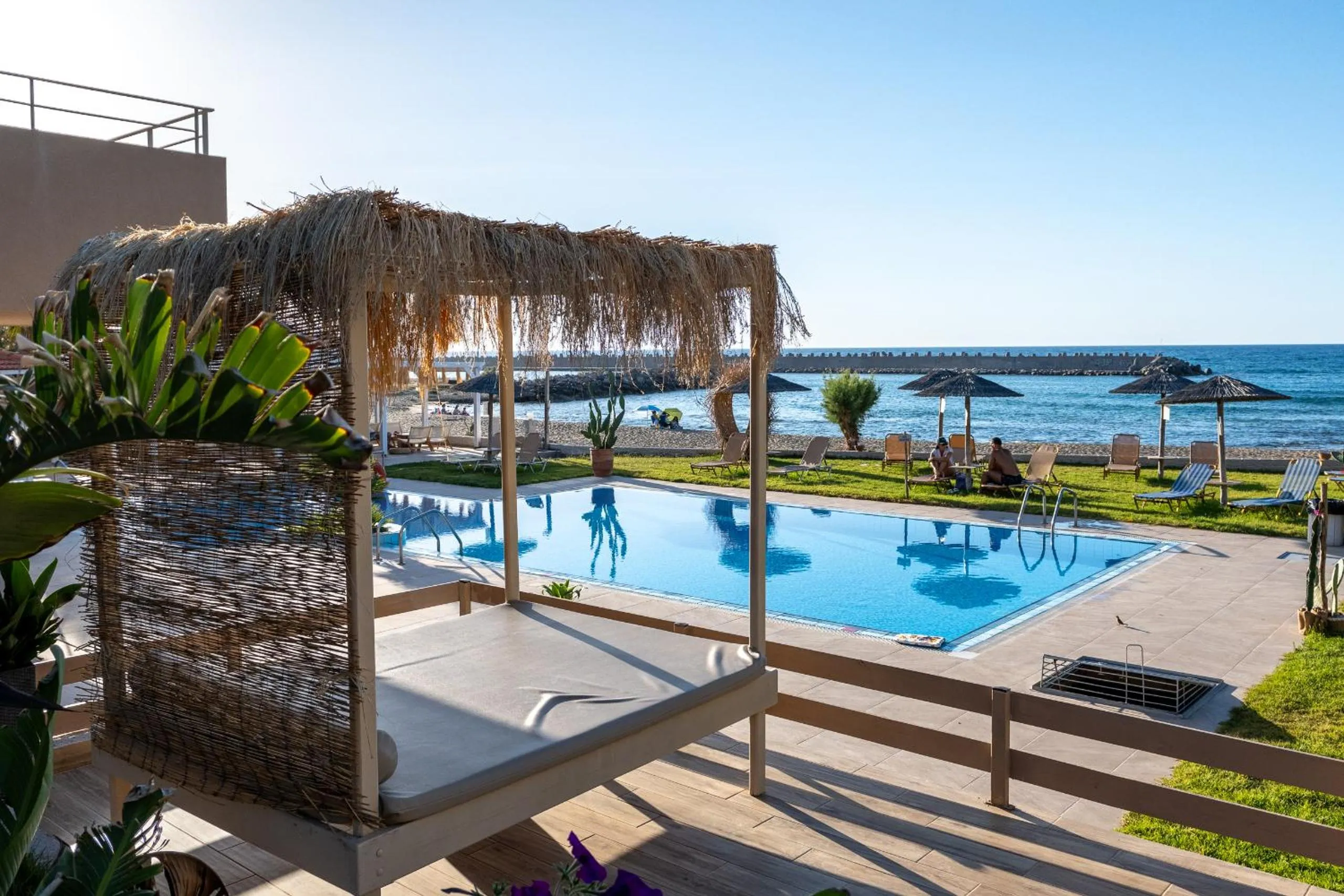 Swimming pool in Silver Sun Studios & Apartments