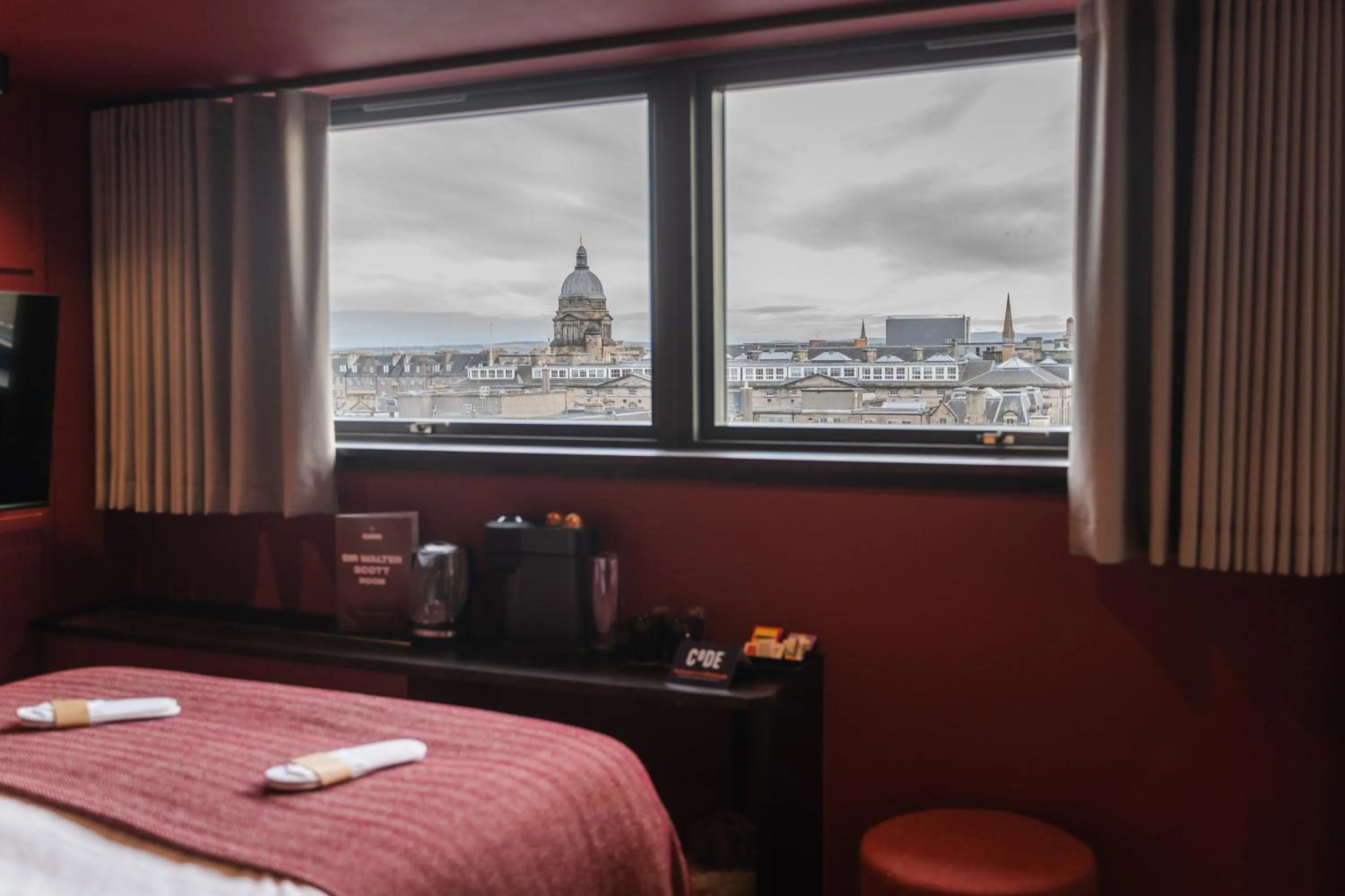 View (from property/room), Bed in CODE - The Court, Edinburgh