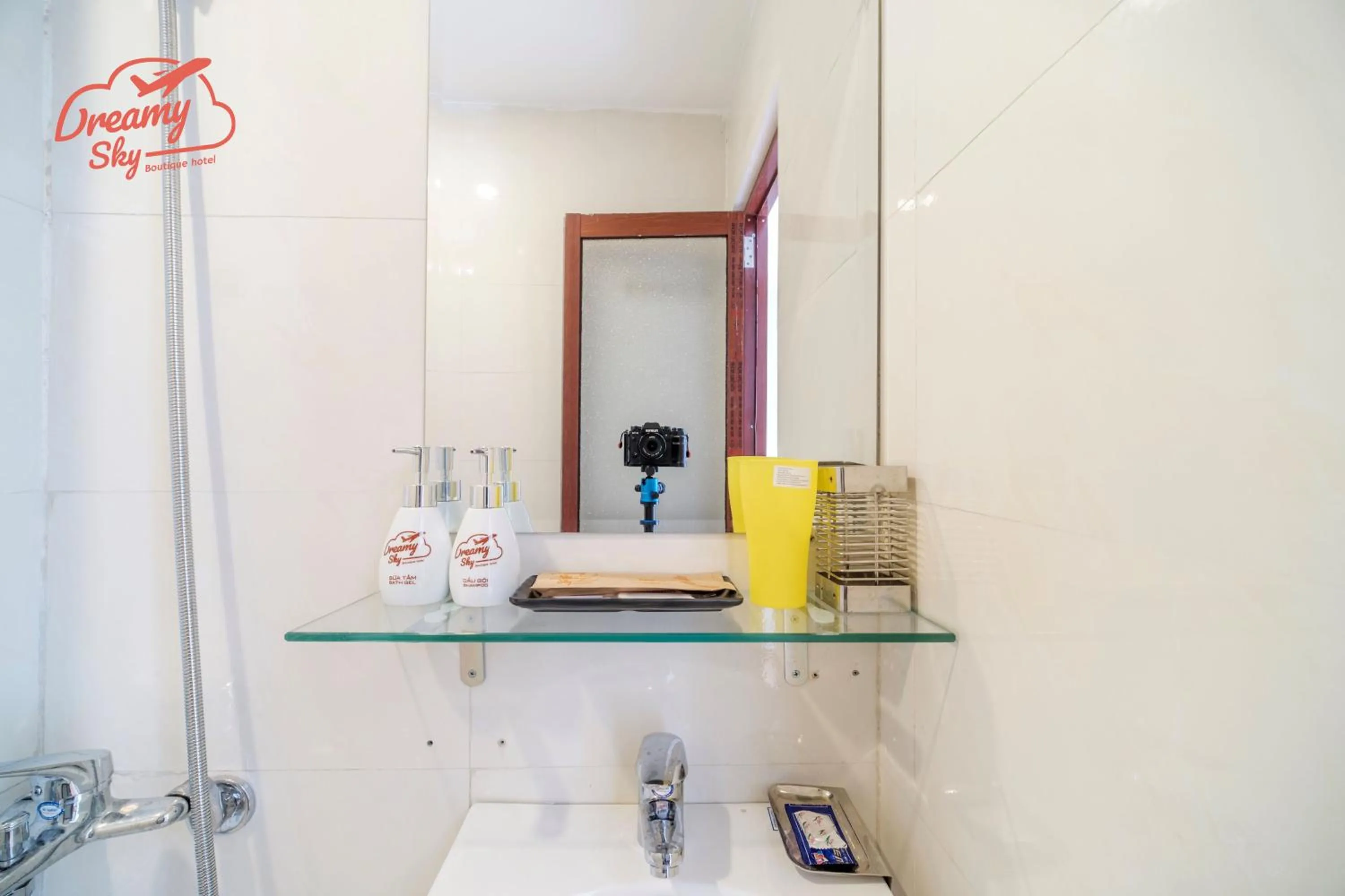 Toilet in Dreamy Sky - Airport View Boutique Hotel