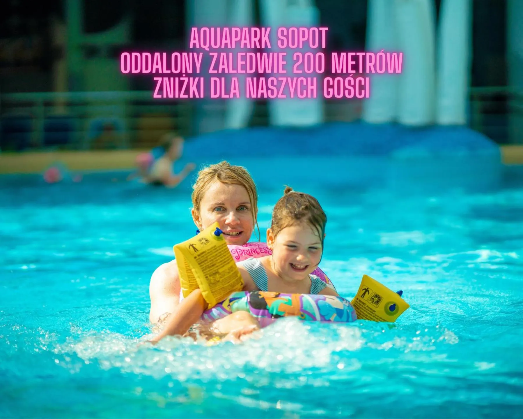 Swimming pool in AQUA HOUSE