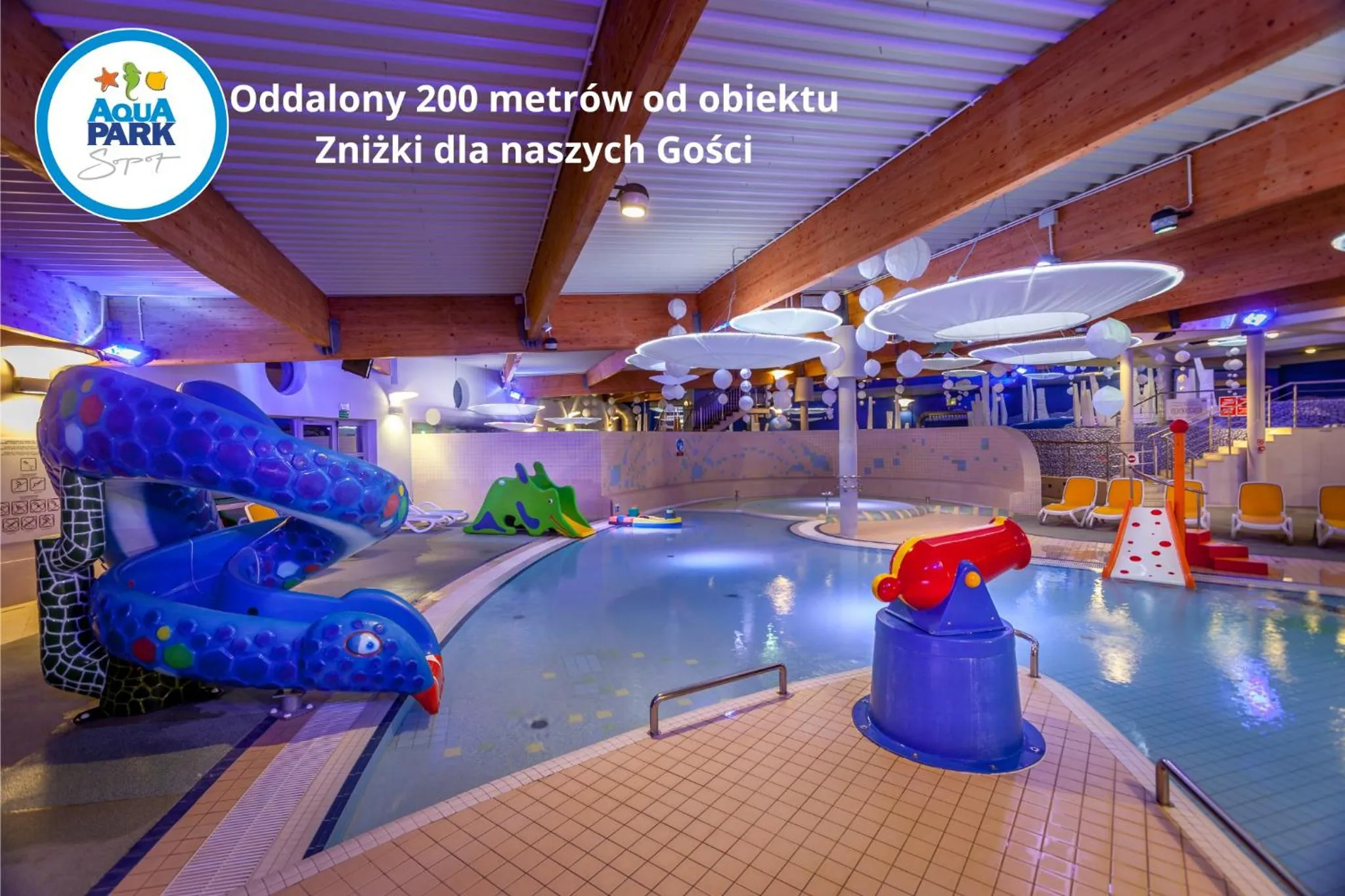 Swimming pool in AQUA HOUSE