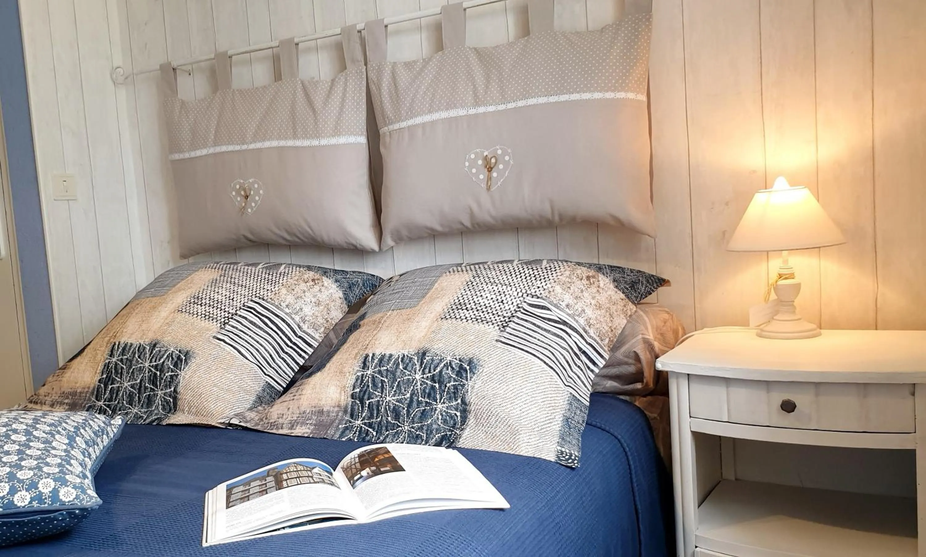 Bedroom, Bed in La vallée du Rivoal