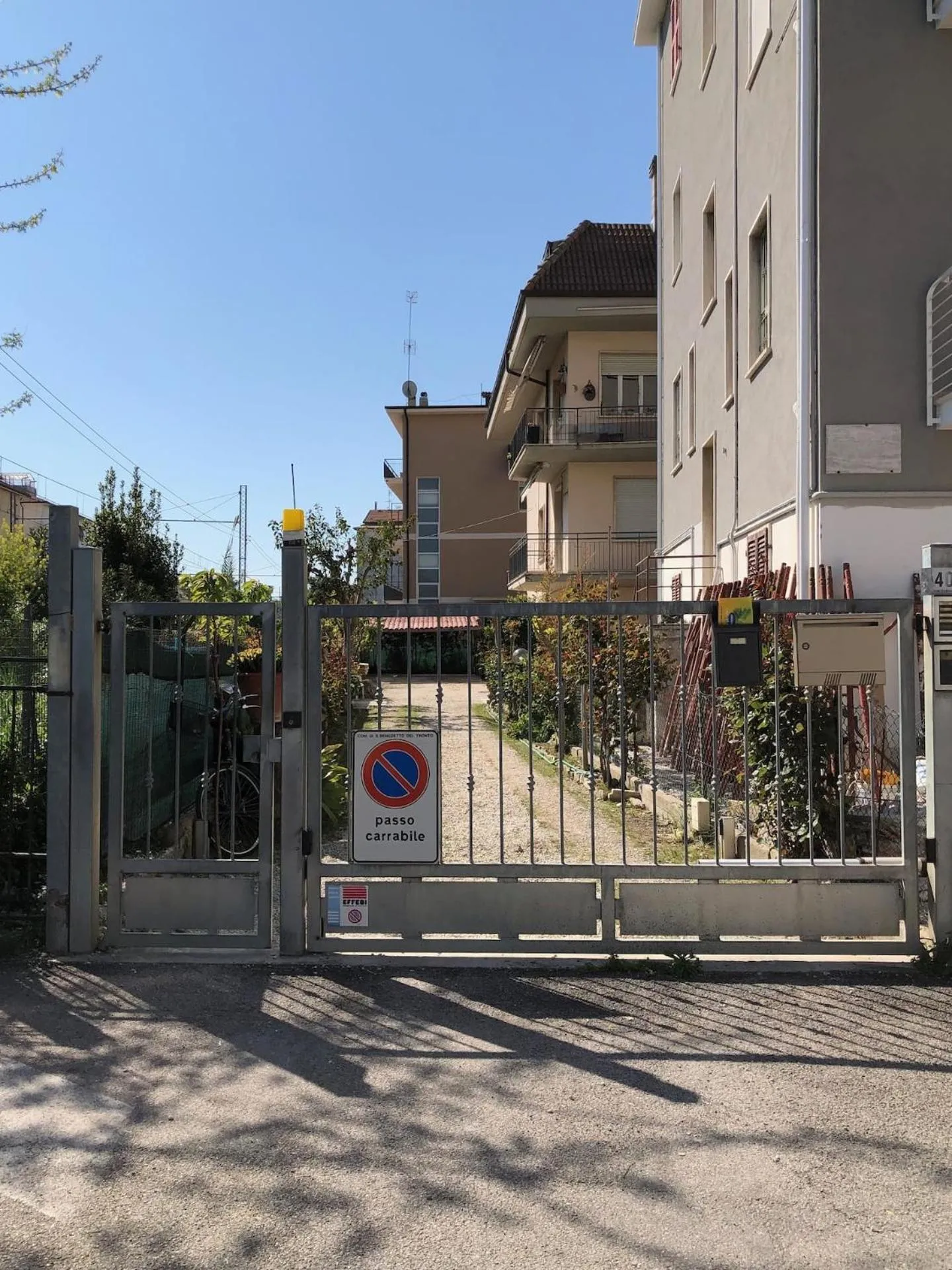 Property building in Casa Patrizi