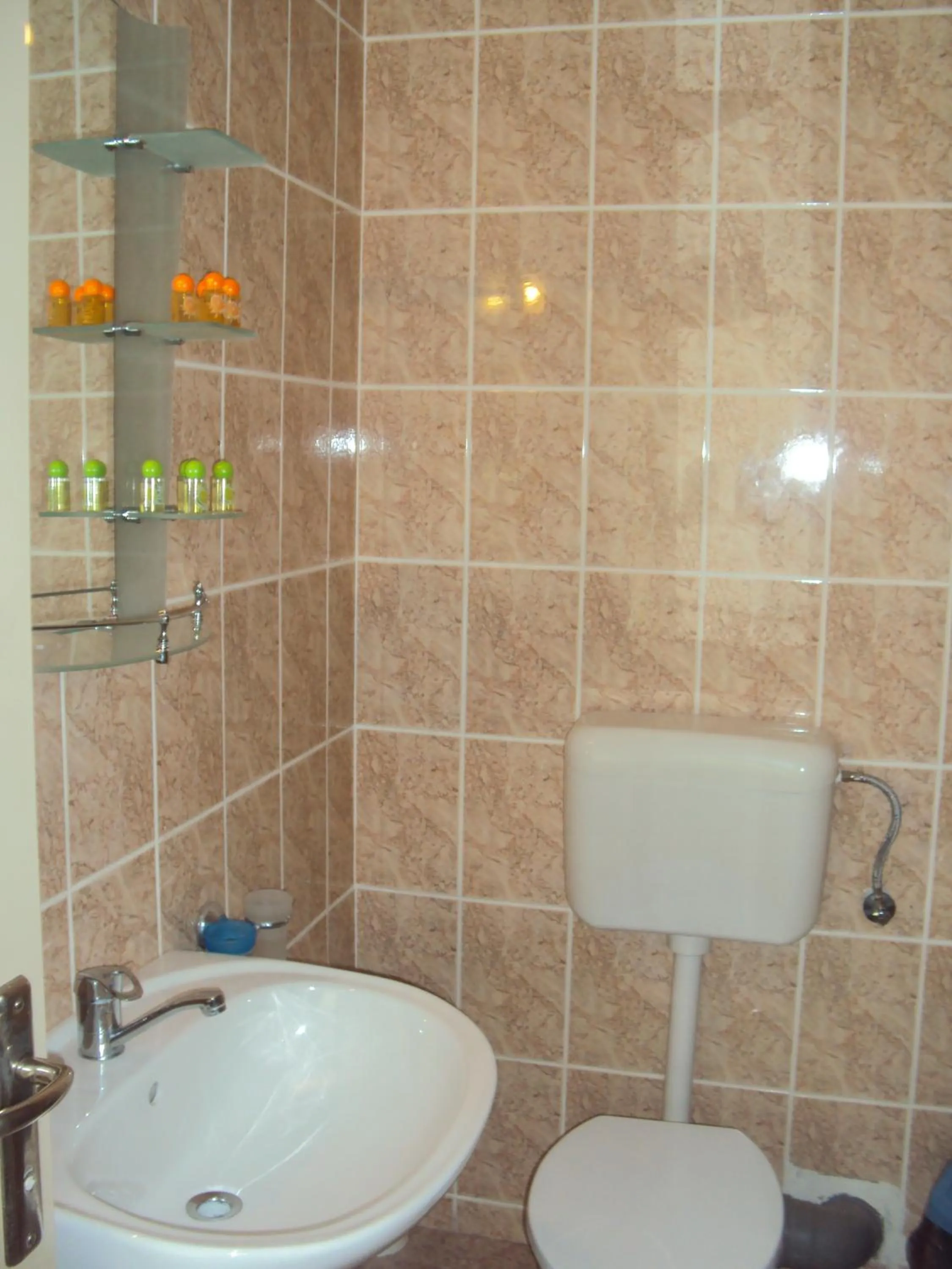 Bathroom in Complex Mona Caraiman