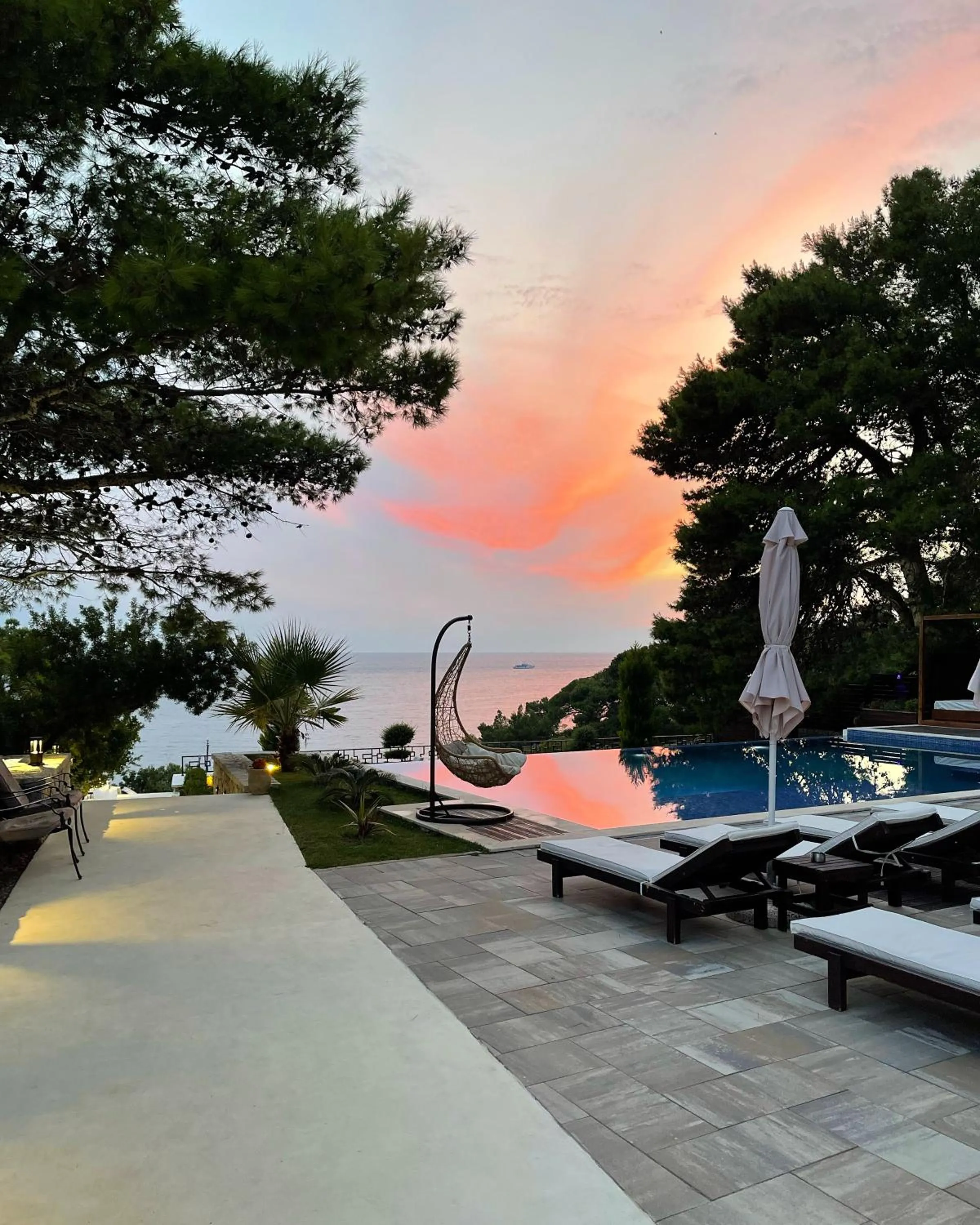 Pino Boutique Hotel