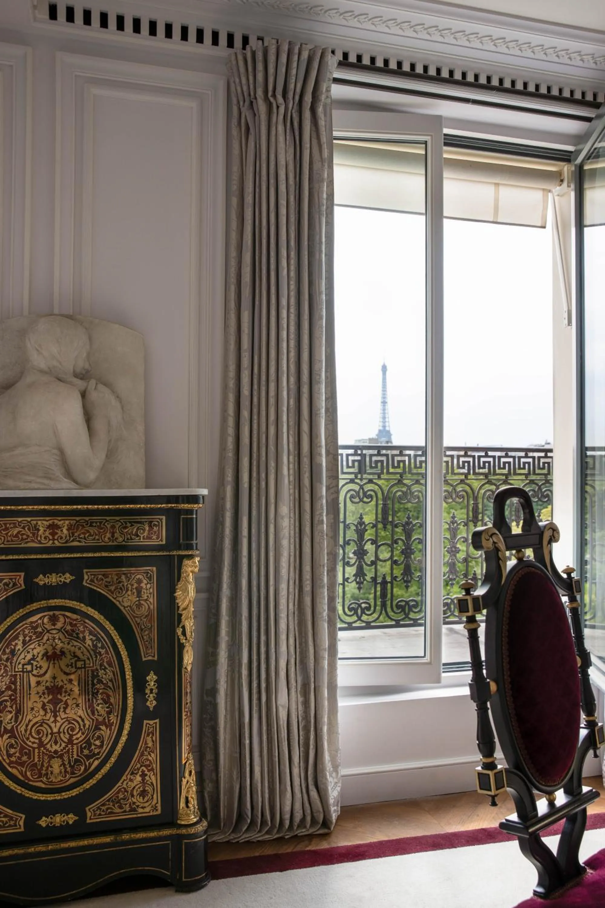 View (from property/room) in La Réserve Paris Hotel & Spa