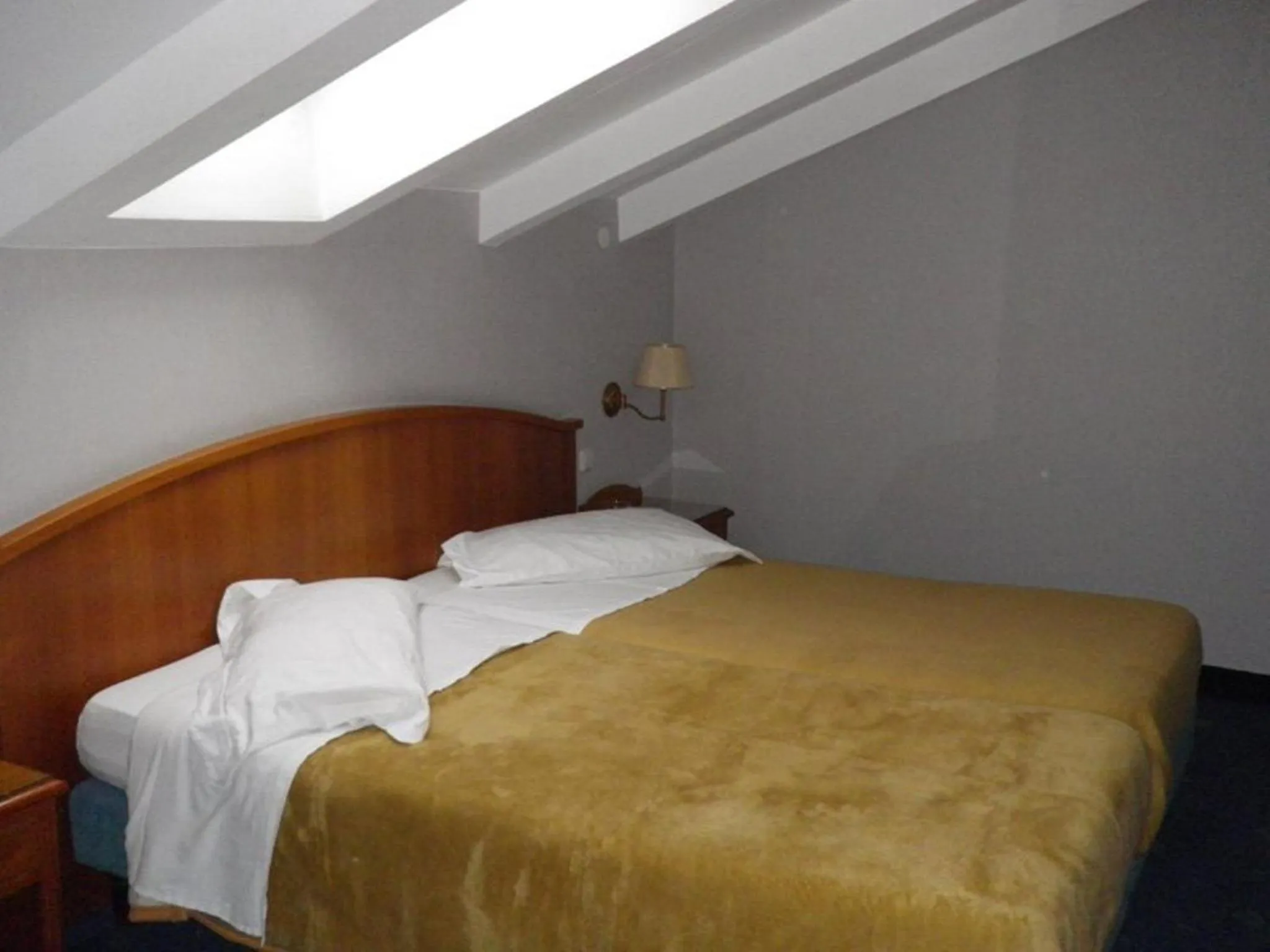 Bed in Hotel Kastoria in Kastoria City