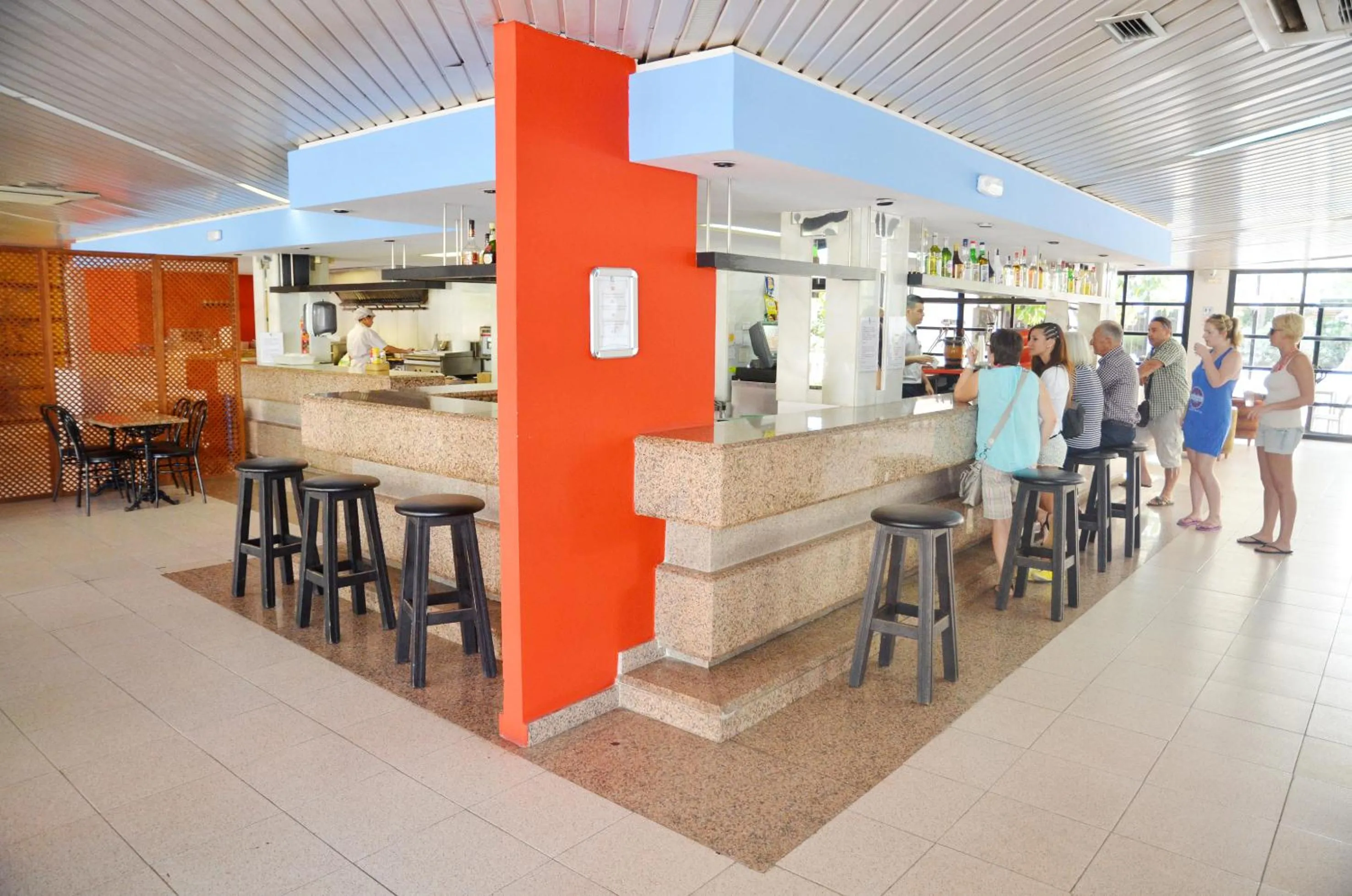 Lounge or bar in azuLine Hoteles Mar Amantis & II