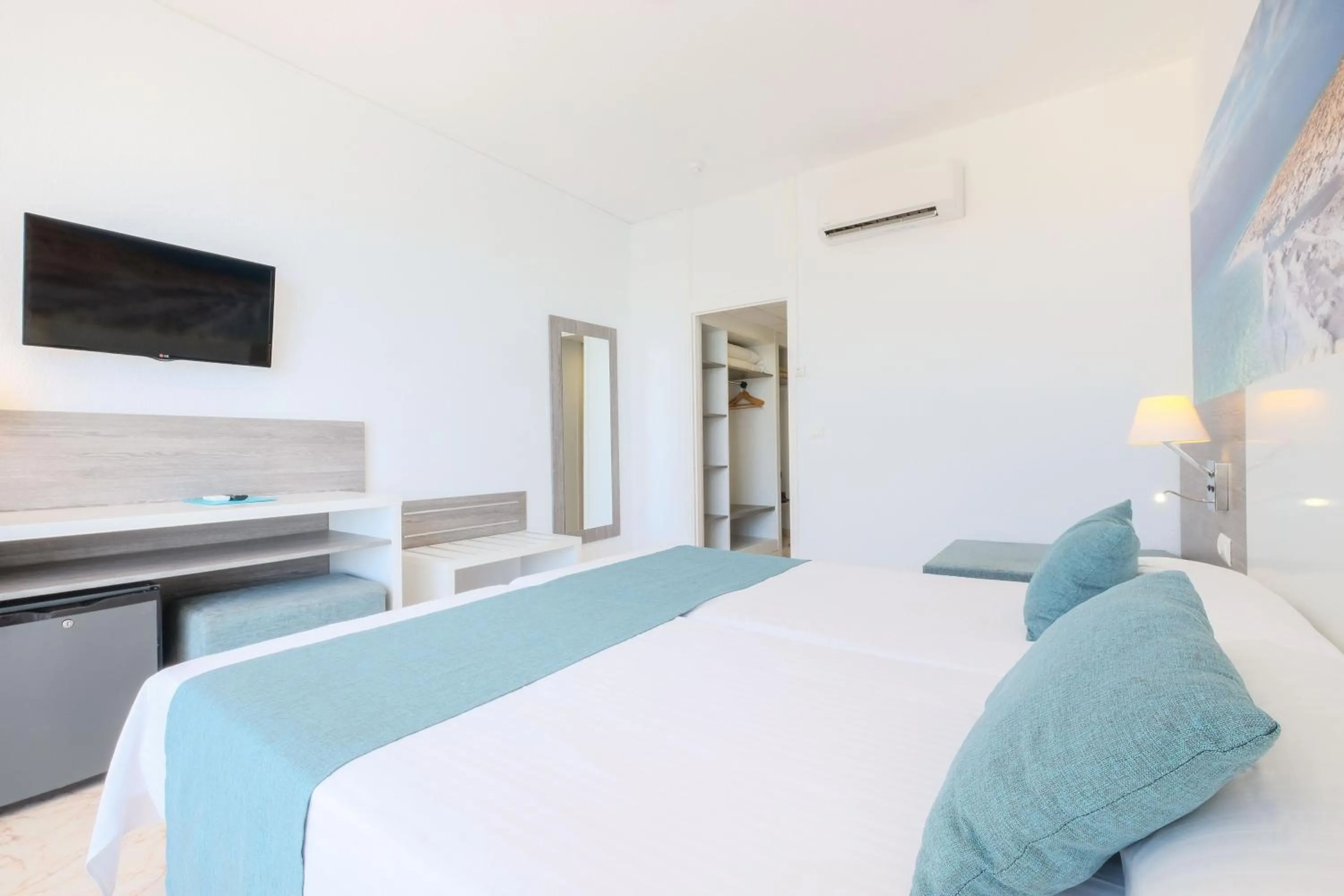 Other, Bed in azuLine Hoteles Mar Amantis & II