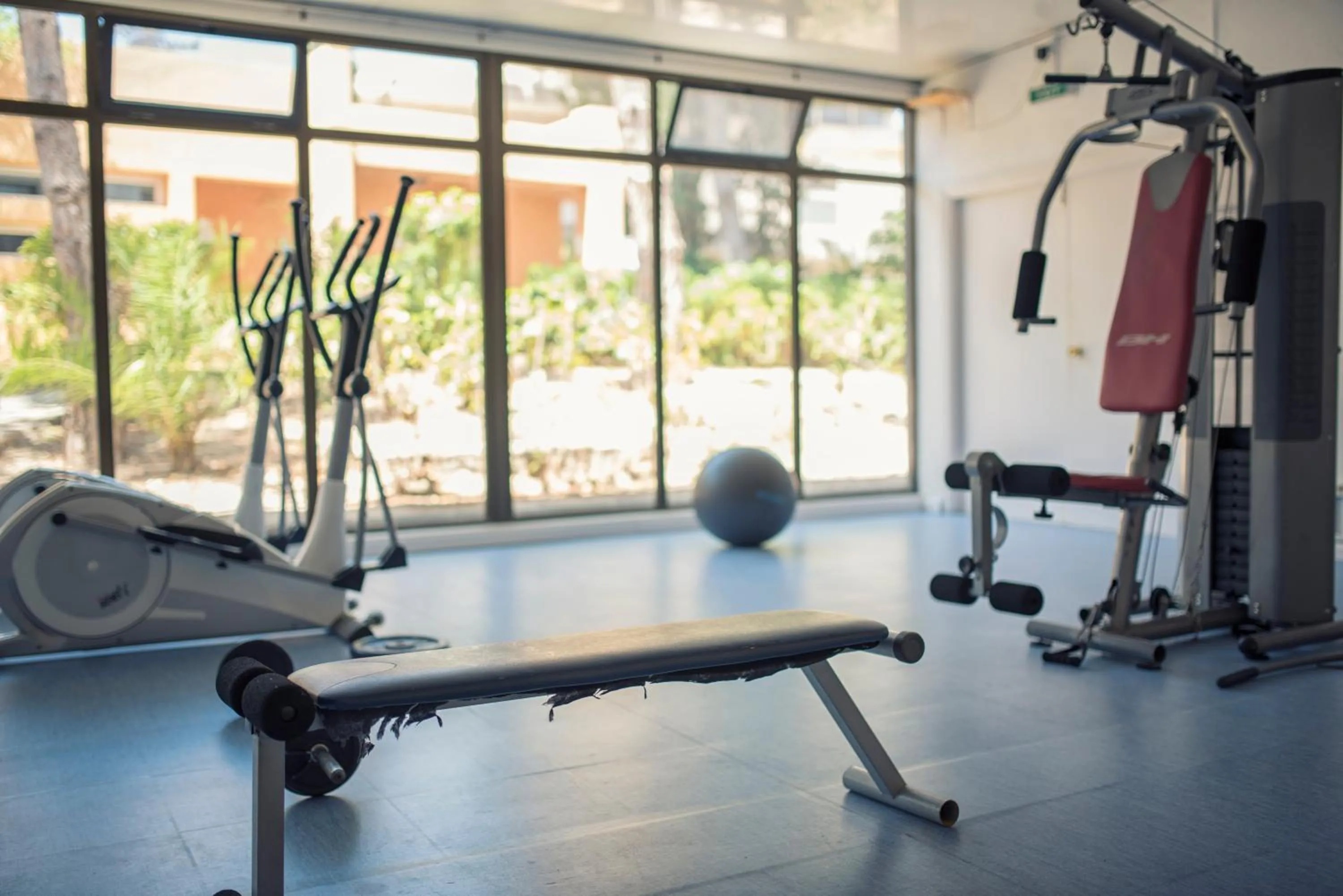 Fitness centre/facilities in azuLine Hoteles Mar Amantis & II