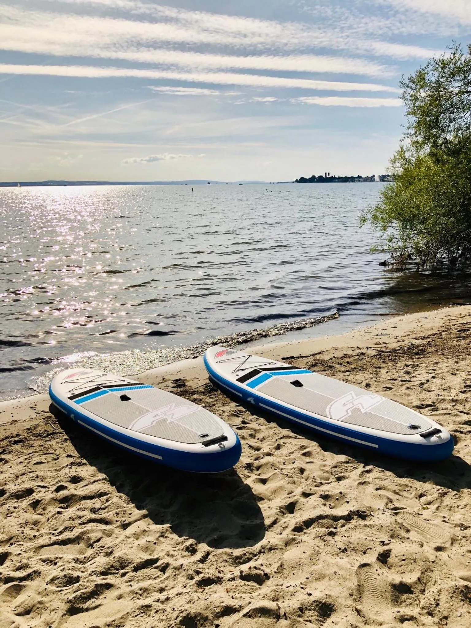 Beach in Ferien-Apartment Haubentaucher - mit priv Strandzugang