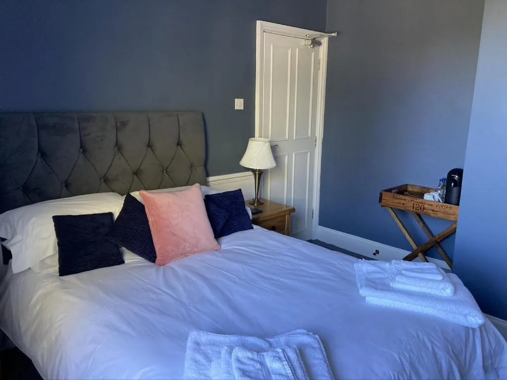 Bedroom in The Star and Garter