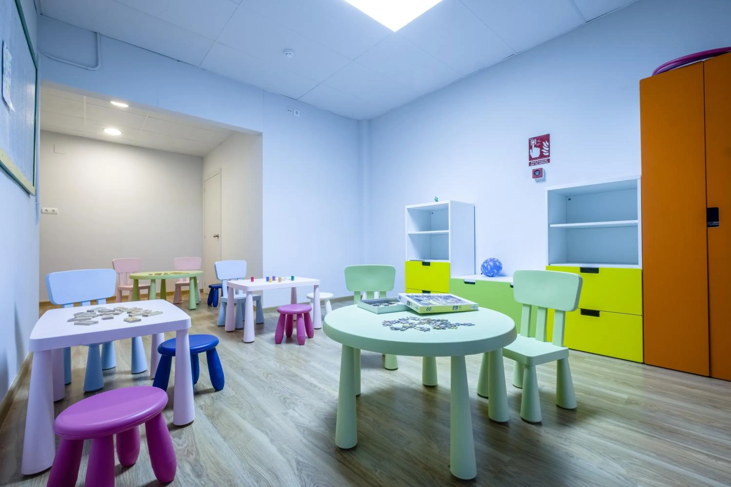 Kids's club in Hotel California Garden