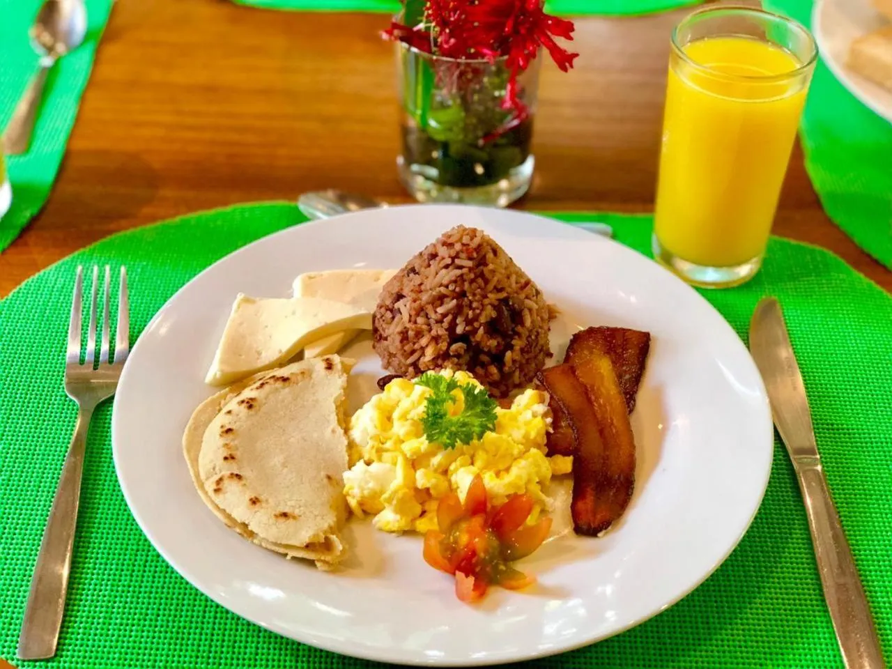 Breakfast in Arenal Oasis Eco Lodge & Wildlife Refuge