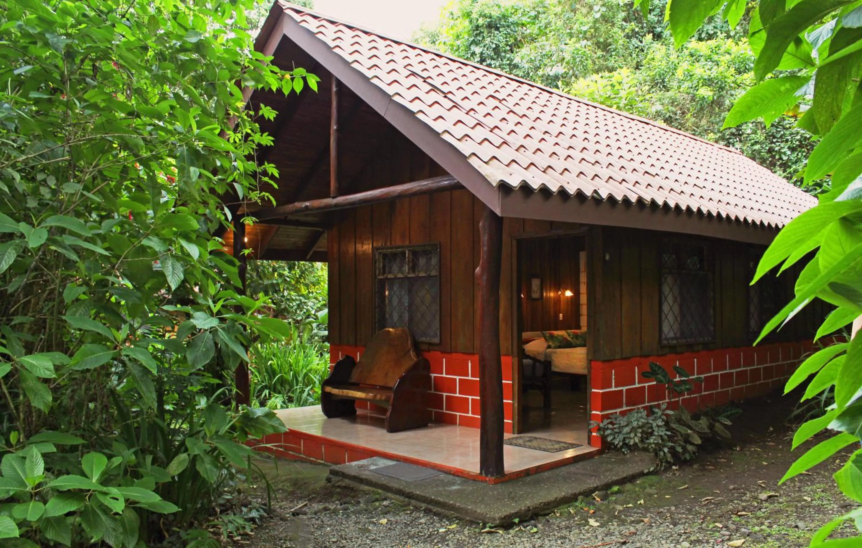 Garden in Arenal Oasis Eco Lodge & Wildlife Refuge