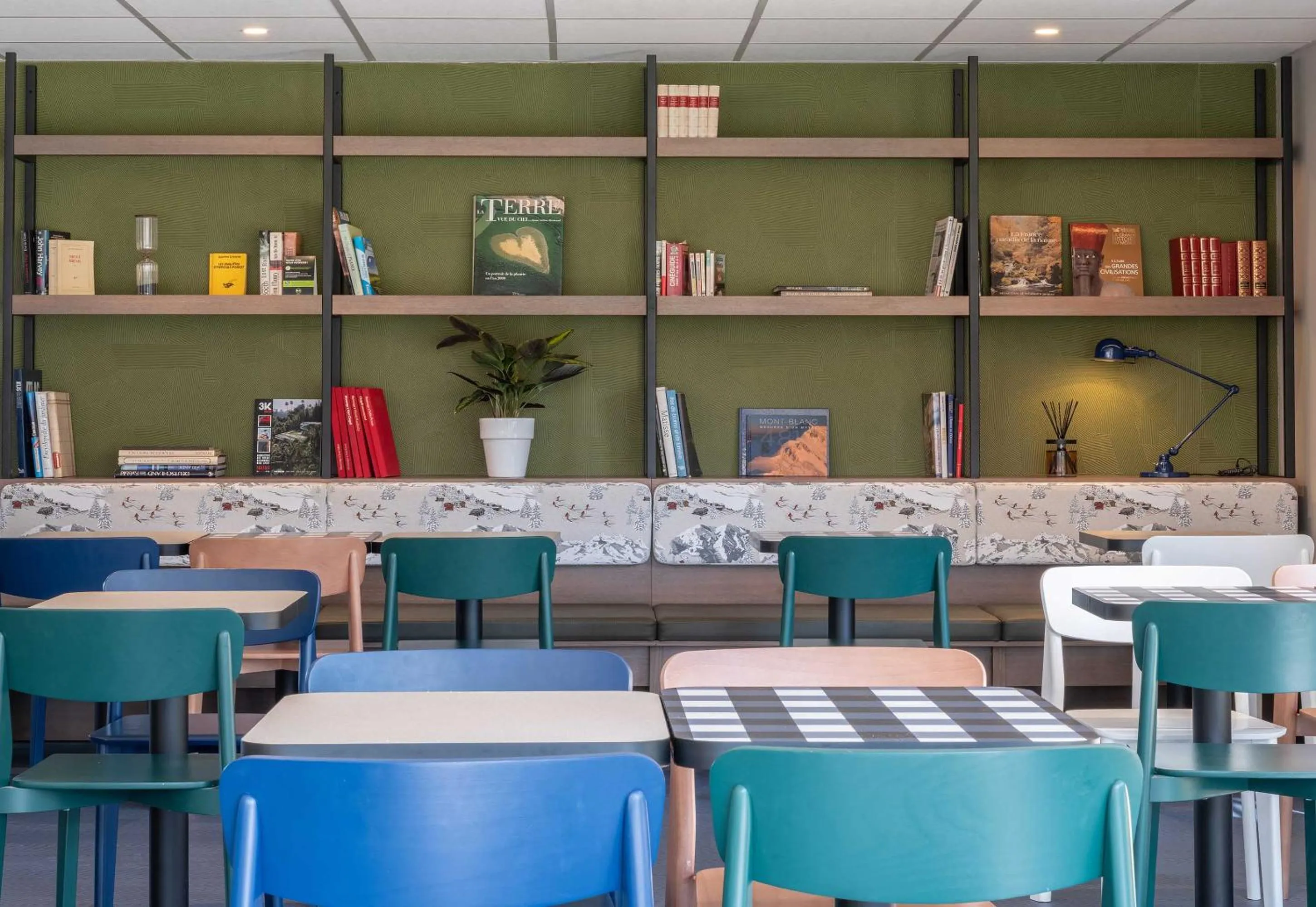 Breakfast in B&B HOTEL Saint-Pierre-en-Faucigny Bonneville