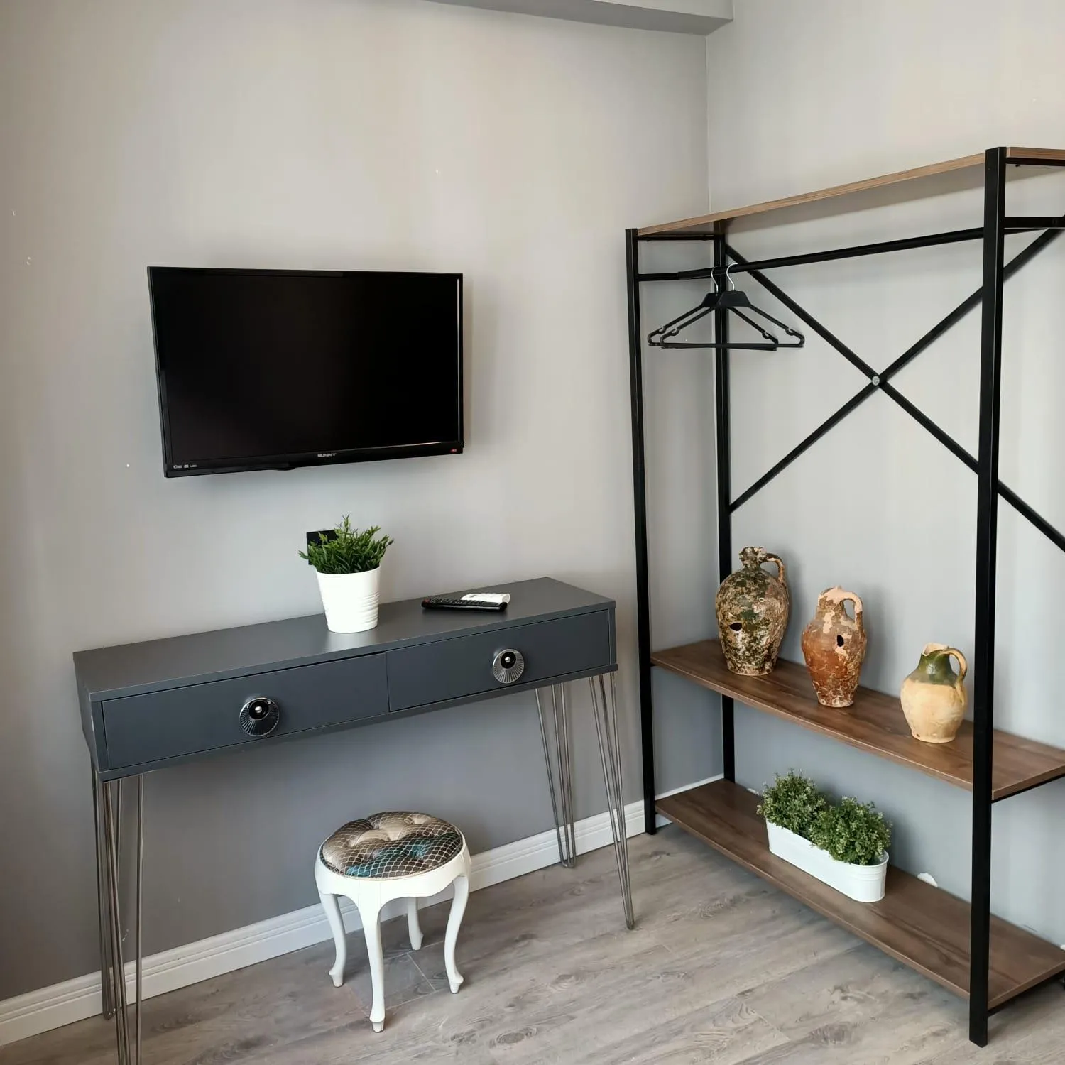 TV and multimedia in Basilica Guest House