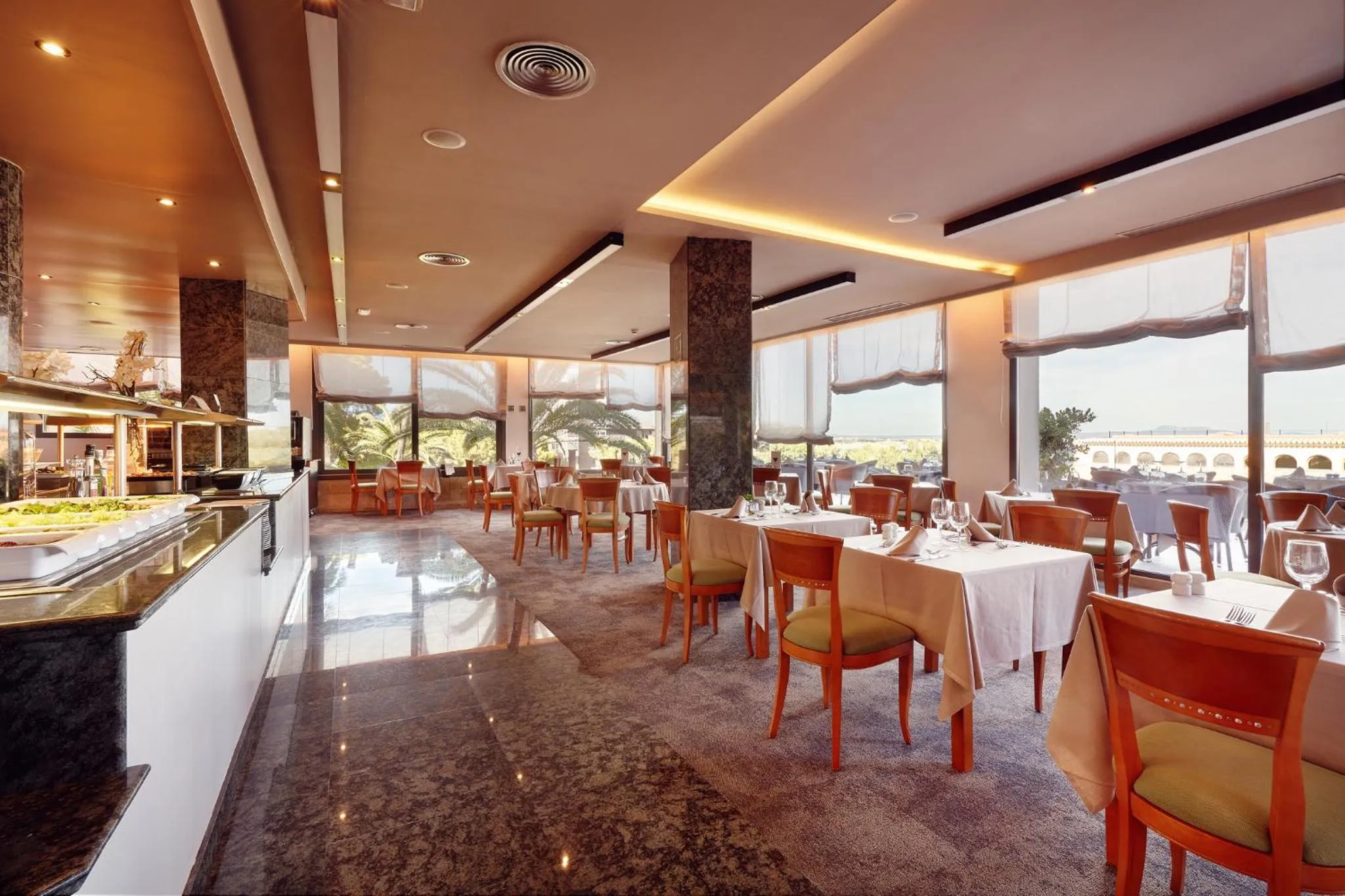 Restaurant/places to eat in Bonanza Park Hotel by Olivia Hotels Collection