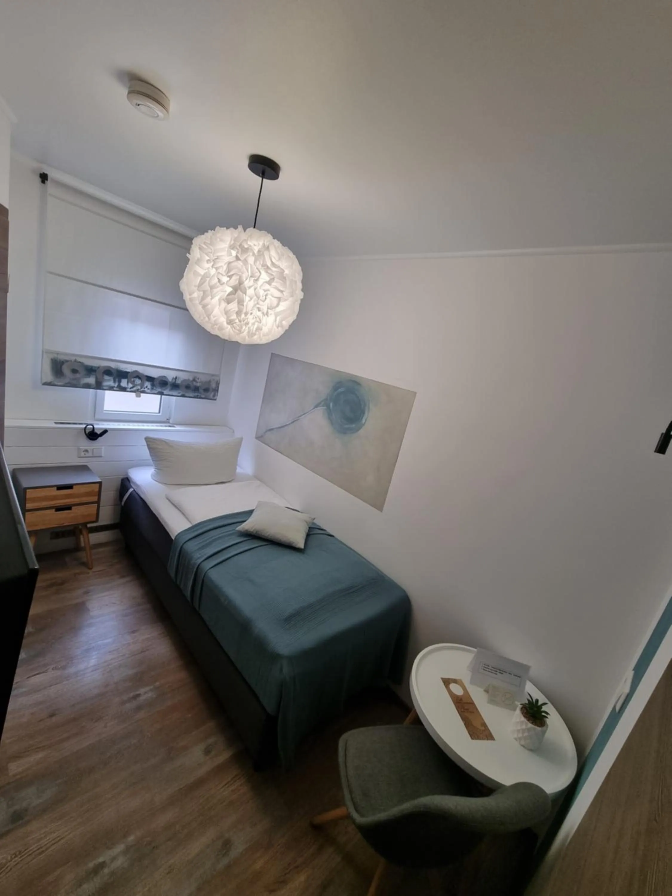 Bedroom in Hotel Zur Post