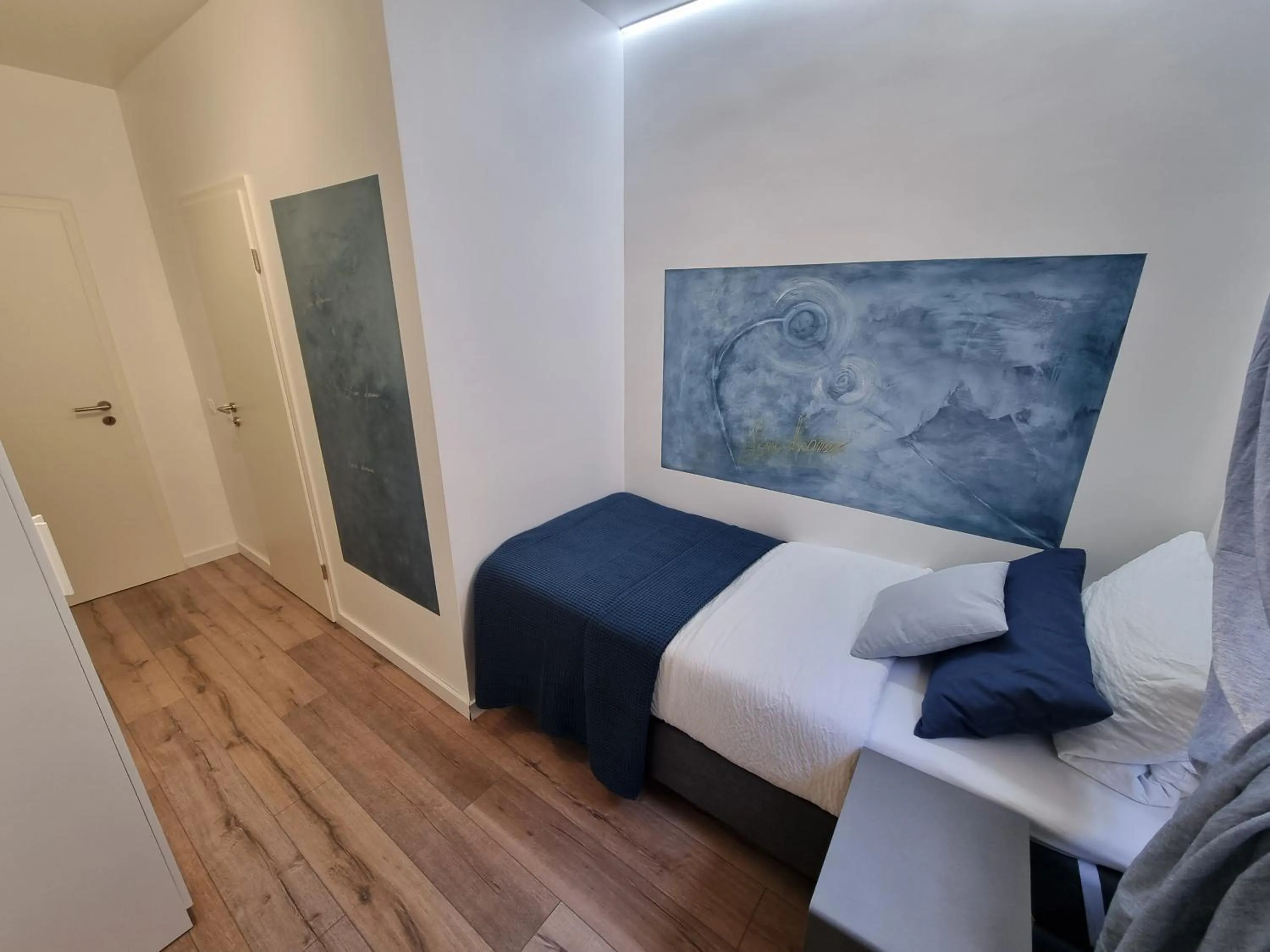 Bed in Hotel Zur Post