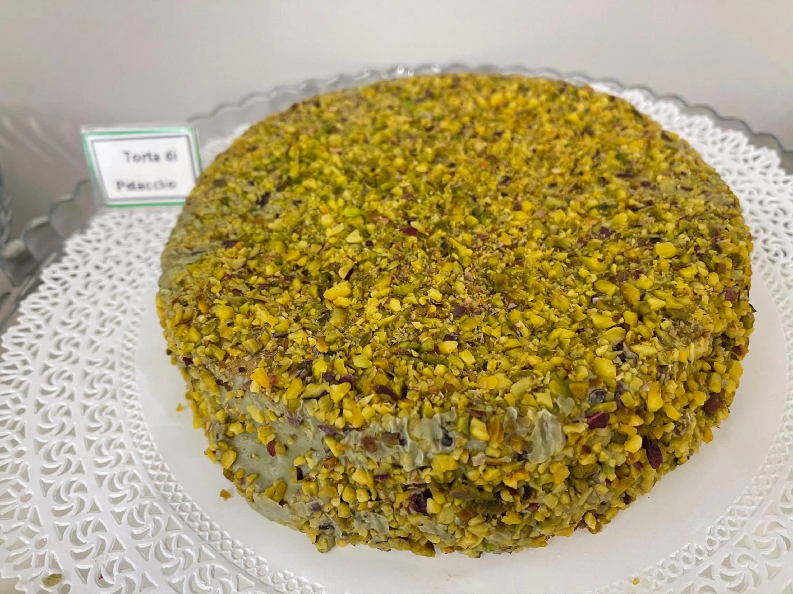 Food and drinks in ETNEA STYLE CATANIA LUXURY ROOMS