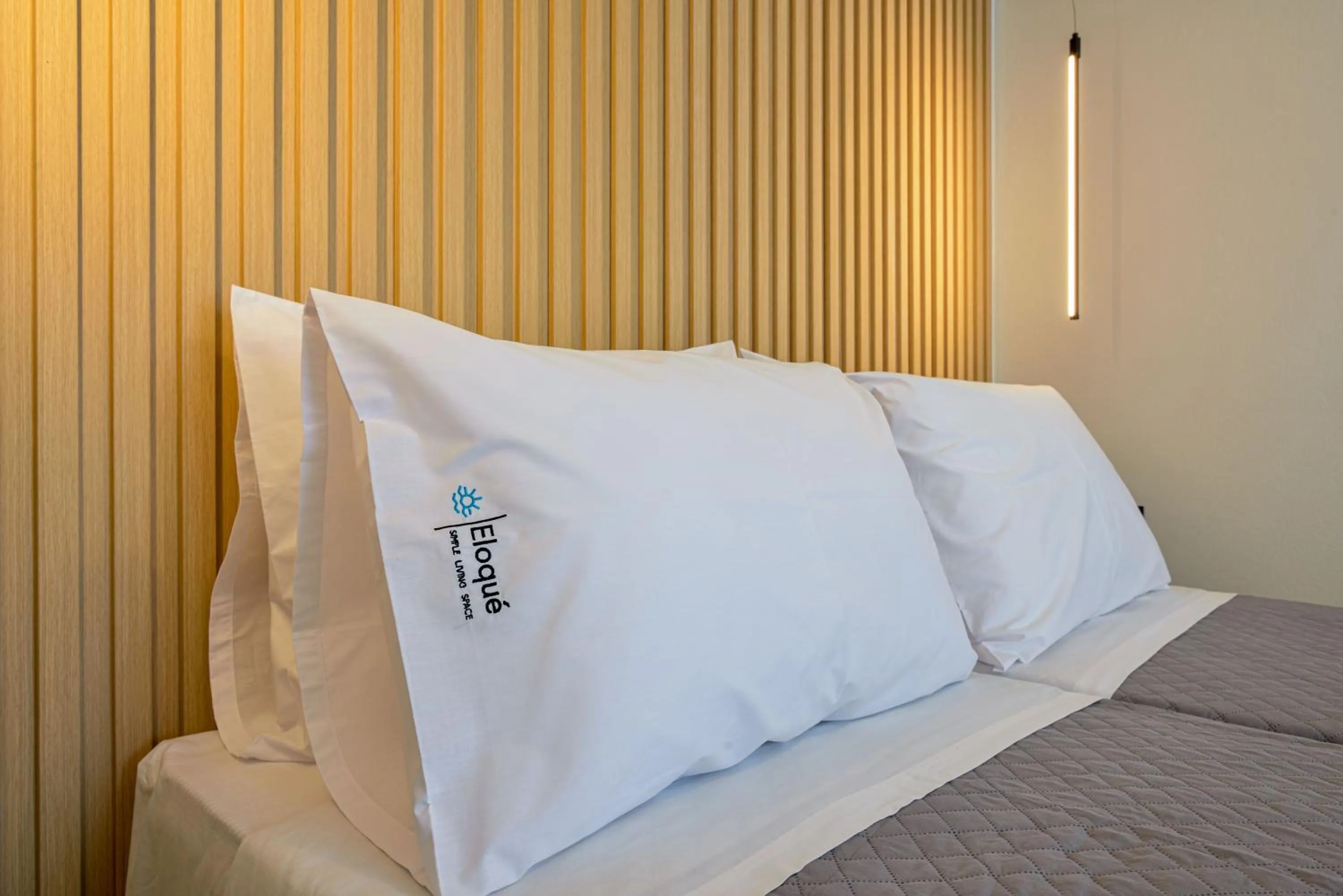 Bed in Eloque Simple living space