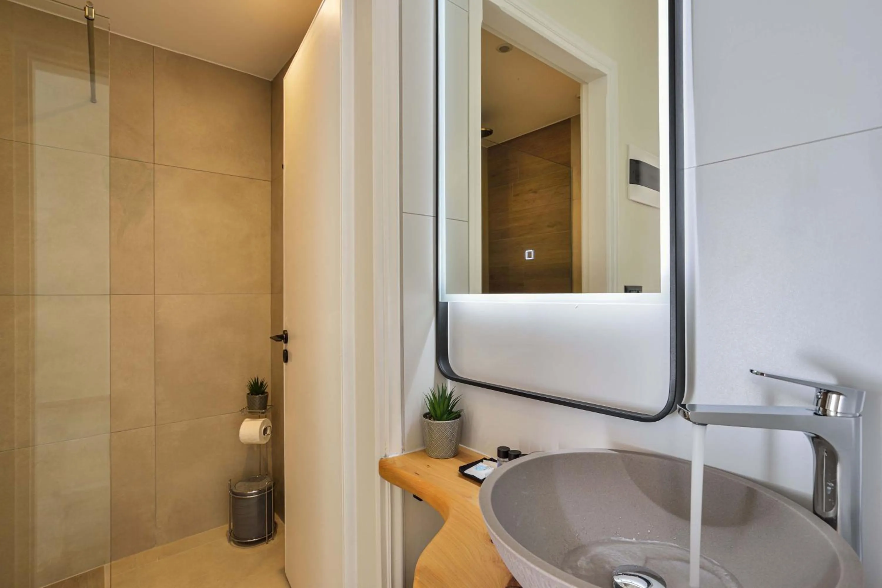 Bathroom in Eloque Simple living space