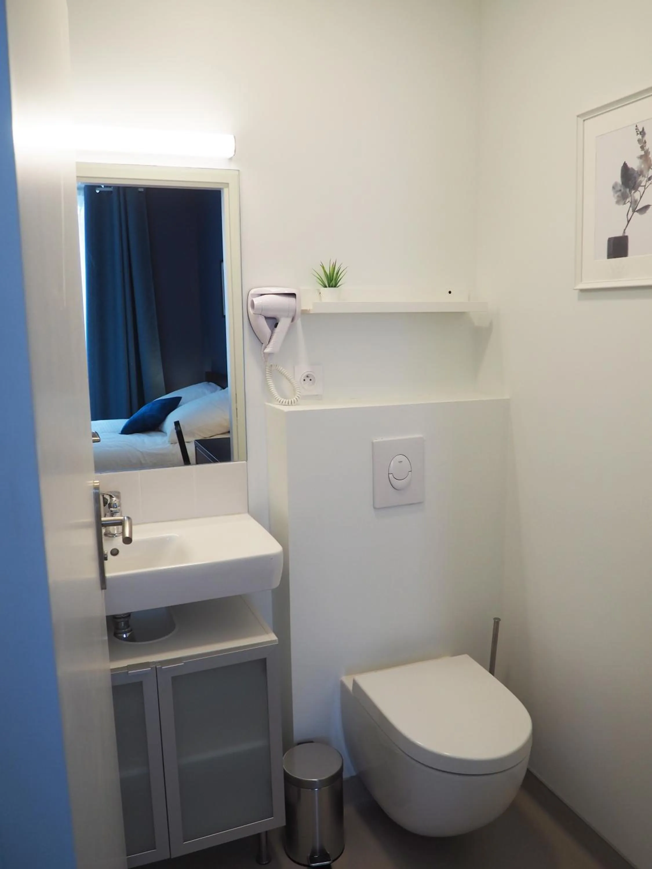 Toilet in Résidence Ramblas