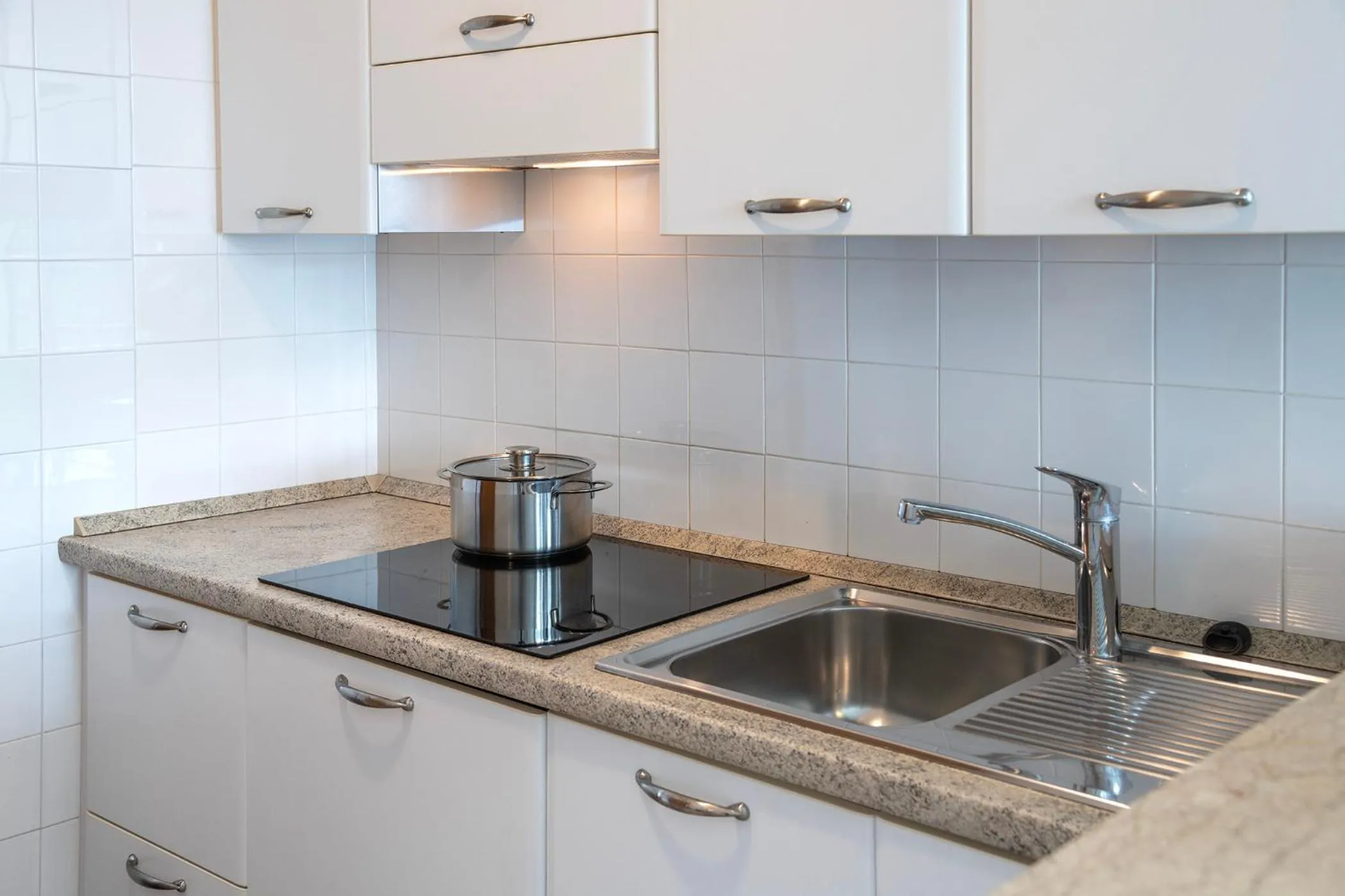 Kitchen or kitchenette in Residence Casa al Sole Apartments