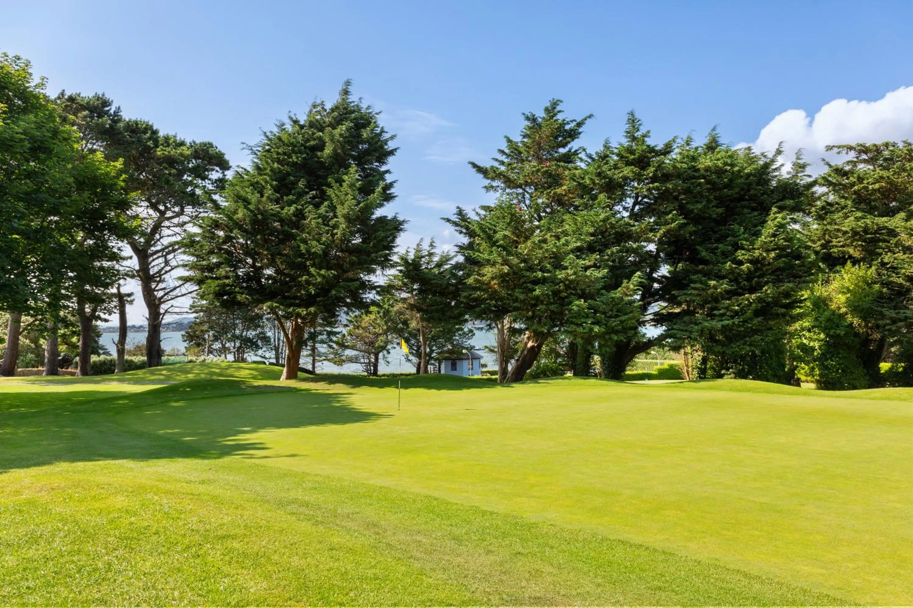 Golfcourse in Gold Coast Resort Dungarvan