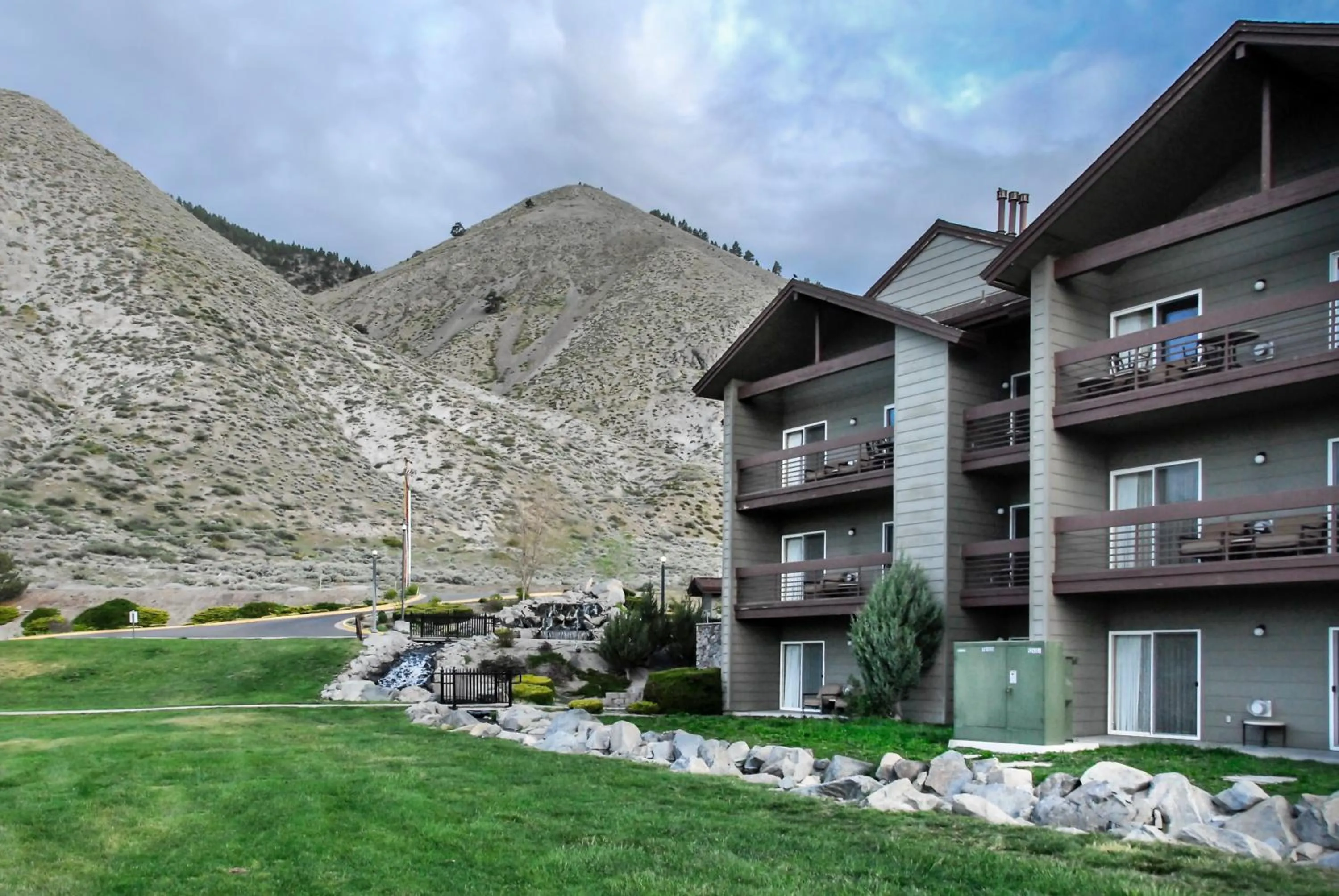 Property building in Holiday Inn Club Vacations - David Walley's Resort